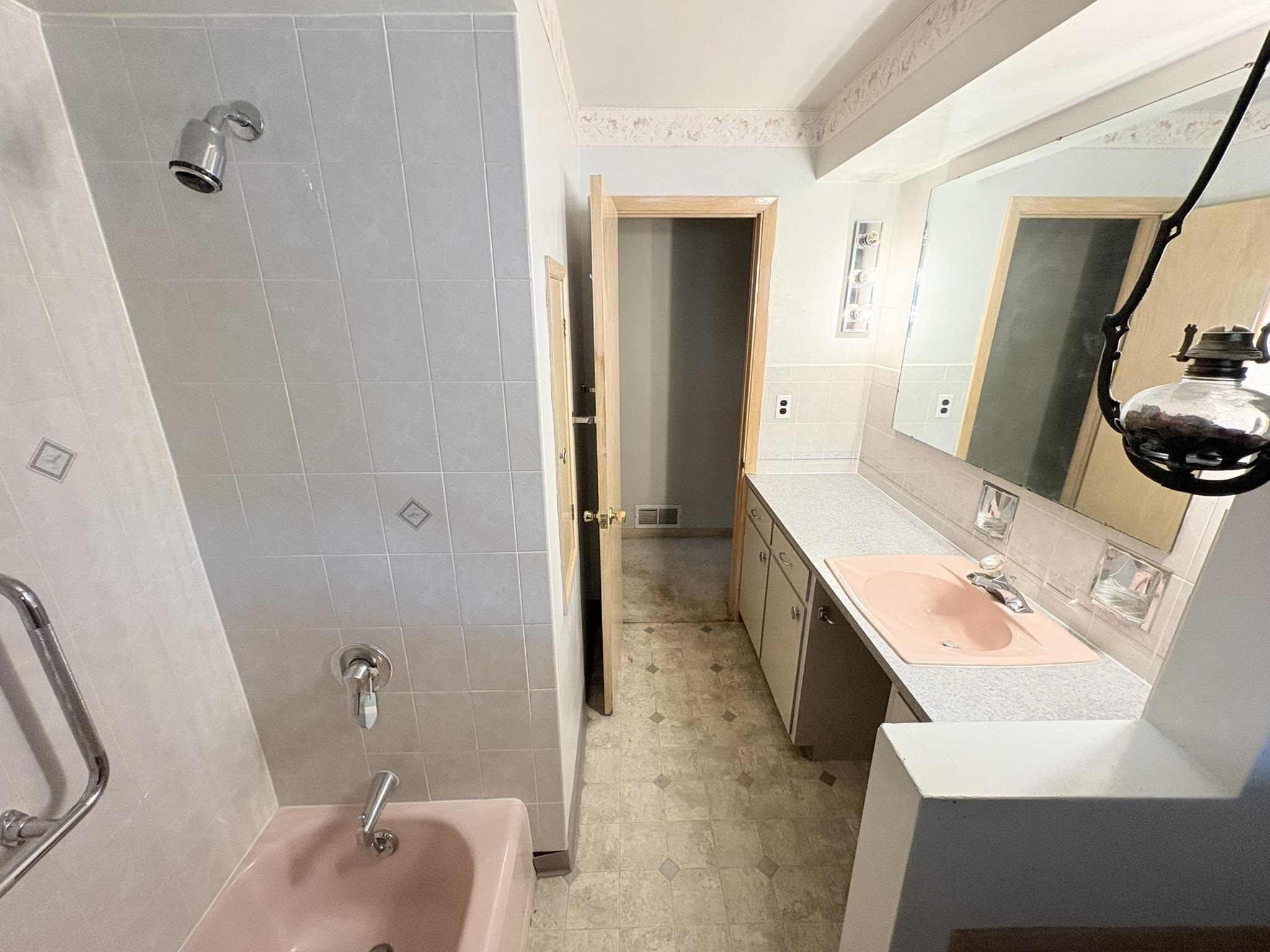 650 1st Street Property Photo 18