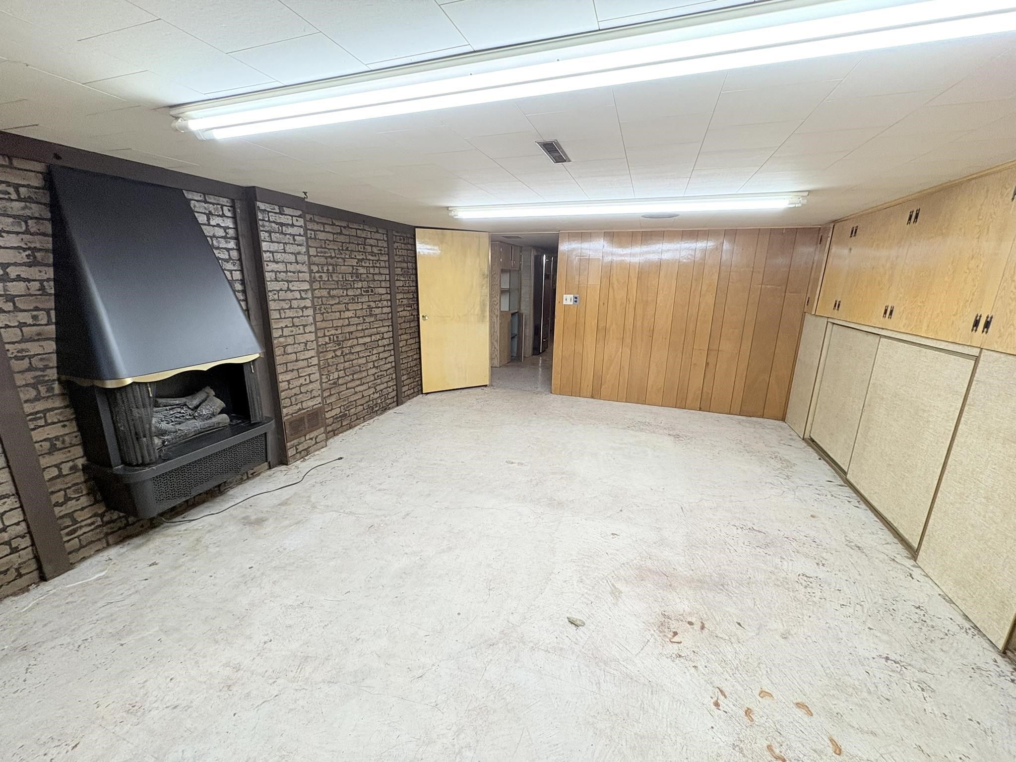 650 1st Street Property Photo 27