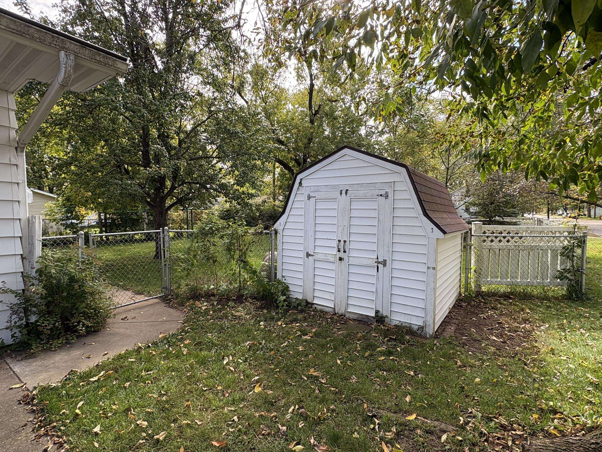 650 1st Street Property Photo 32