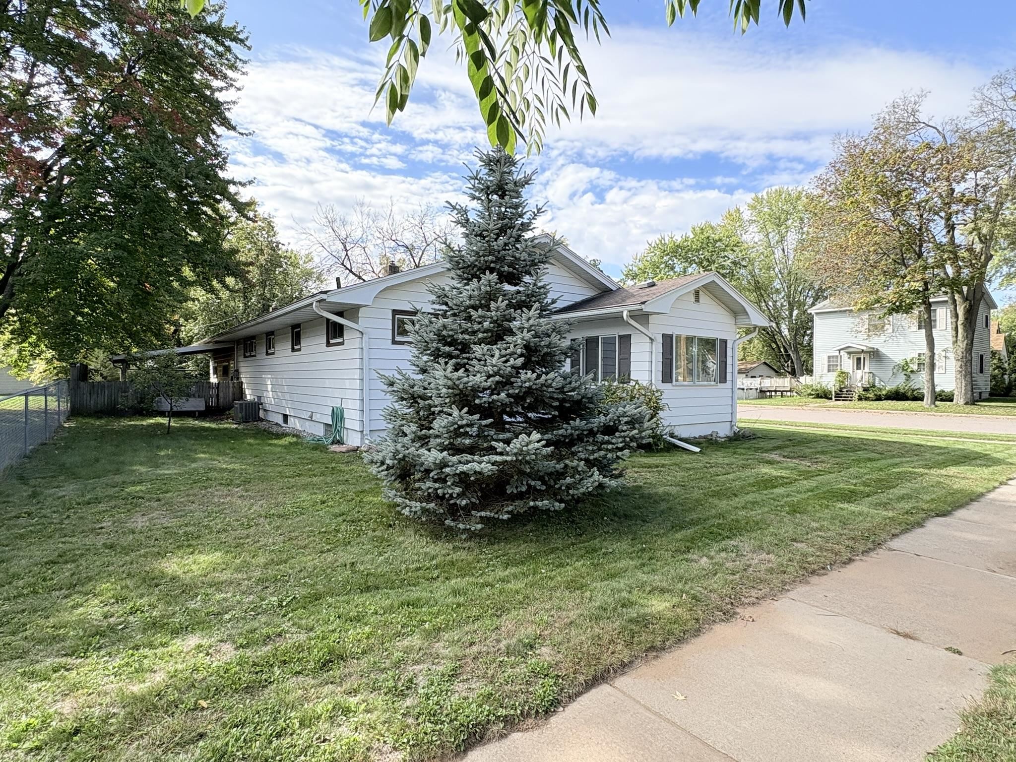 650 1st Street Property Photo 37