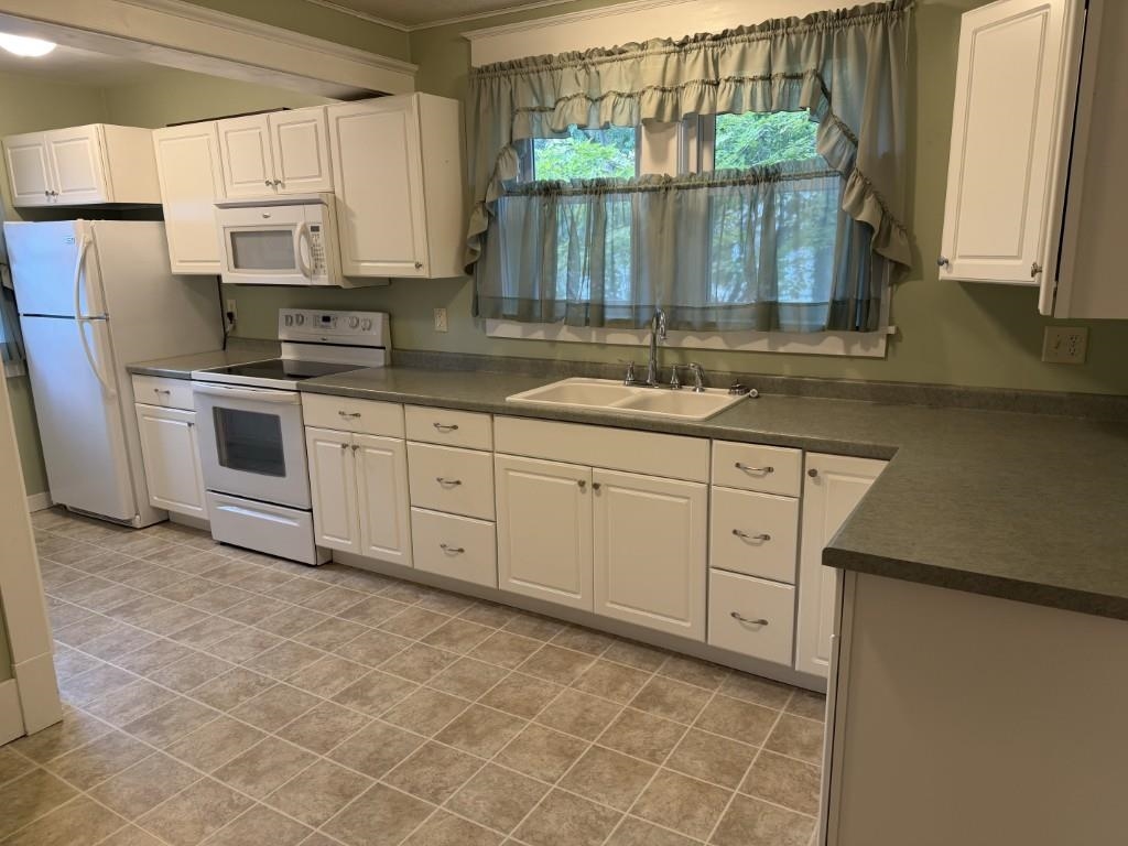 507 4th Street Property Photo 8