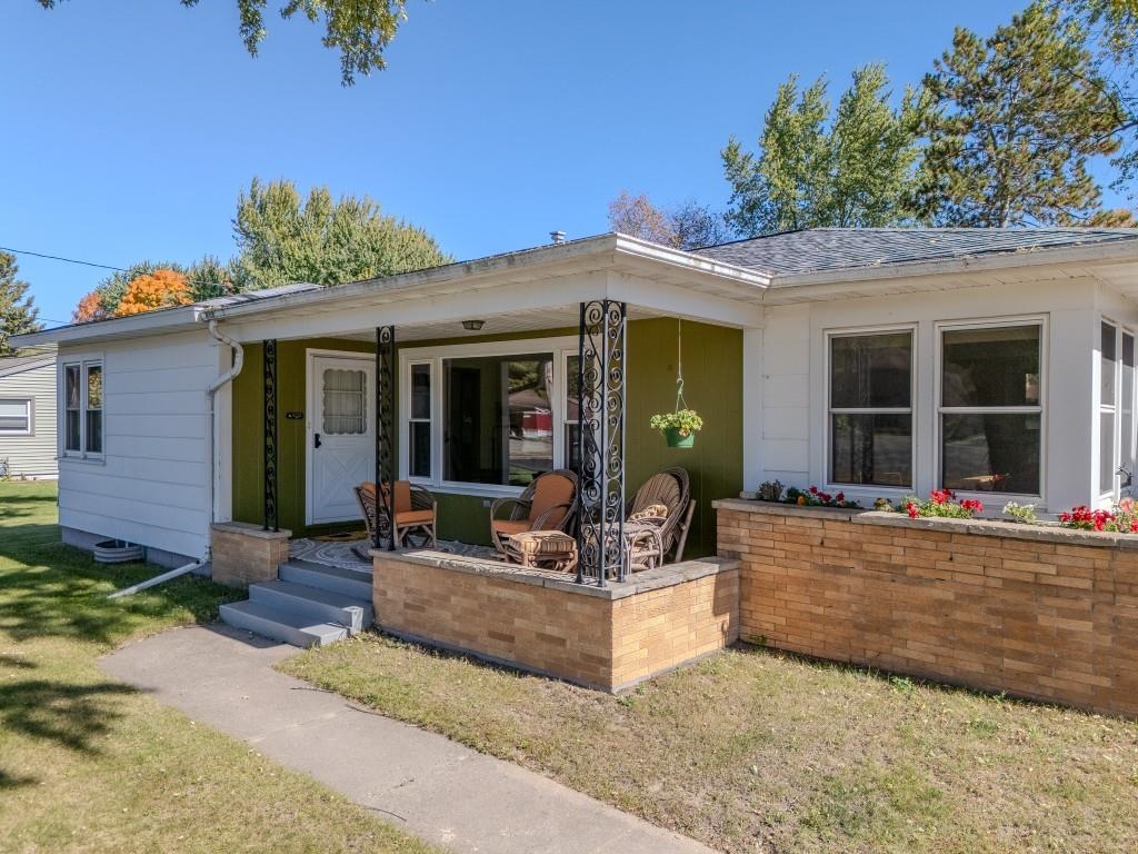 4003 Troy Street Property Photo 6