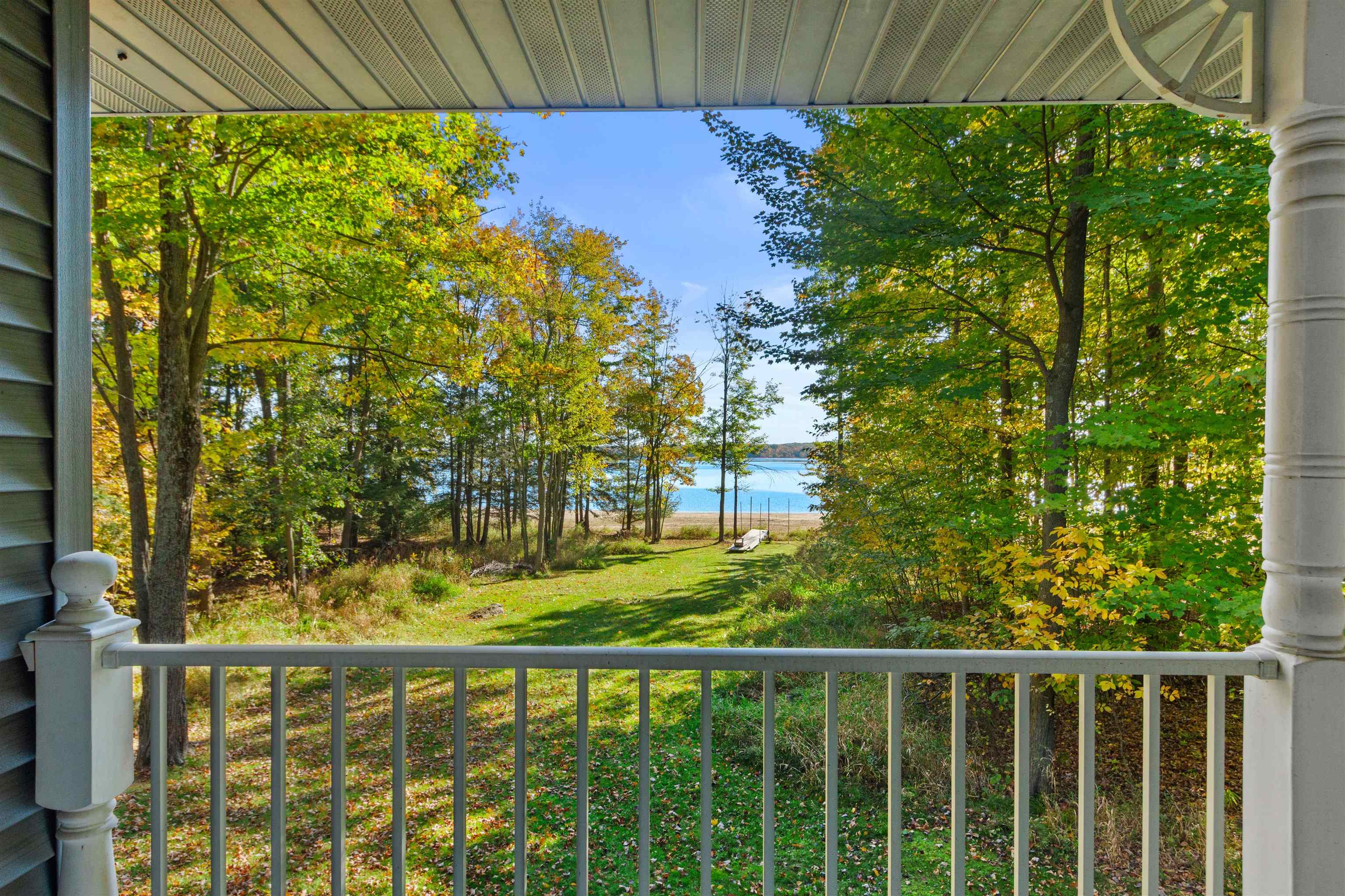 204065 Lakehurst Road Property Photo 2