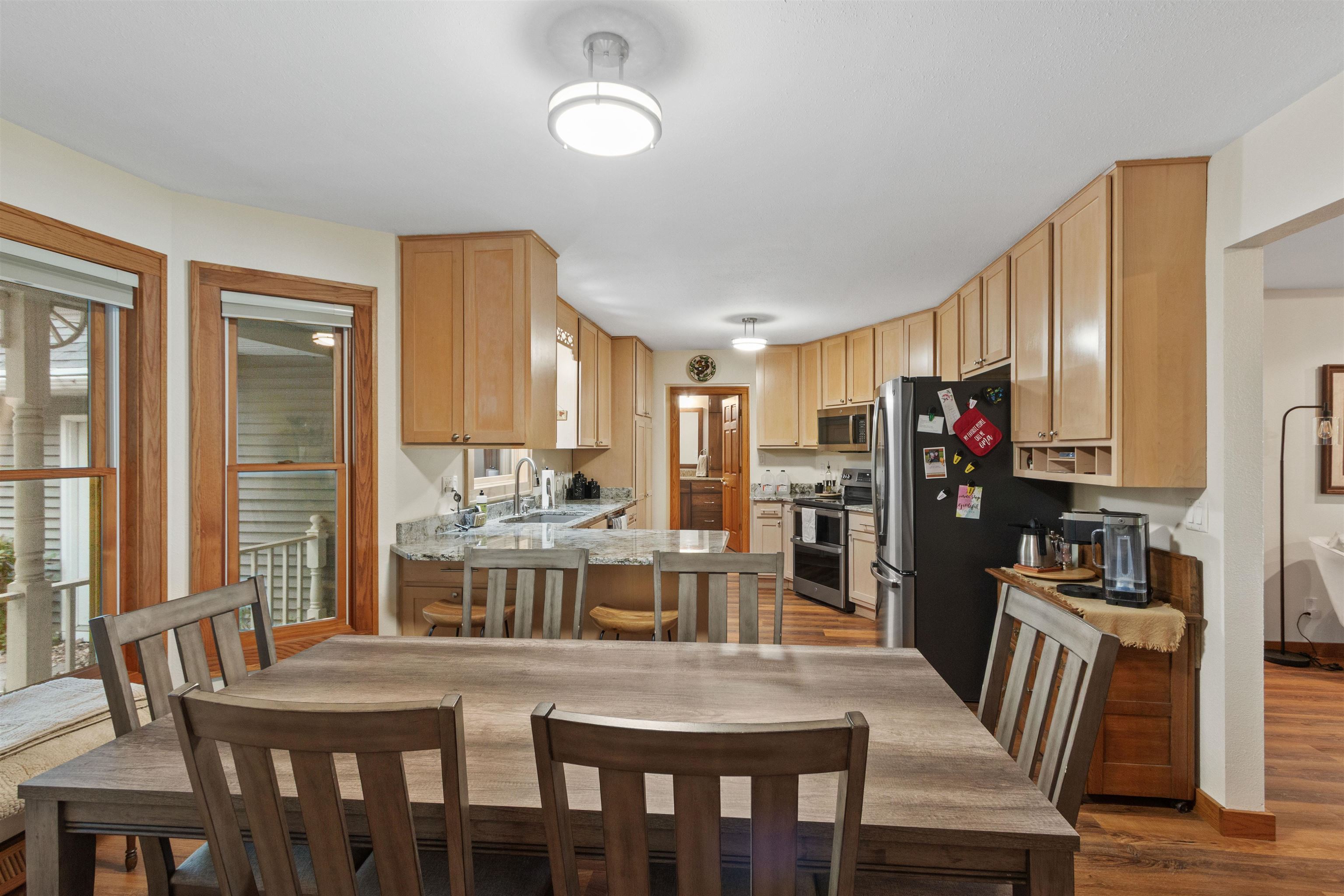 204065 Lakehurst Road Property Photo 8
