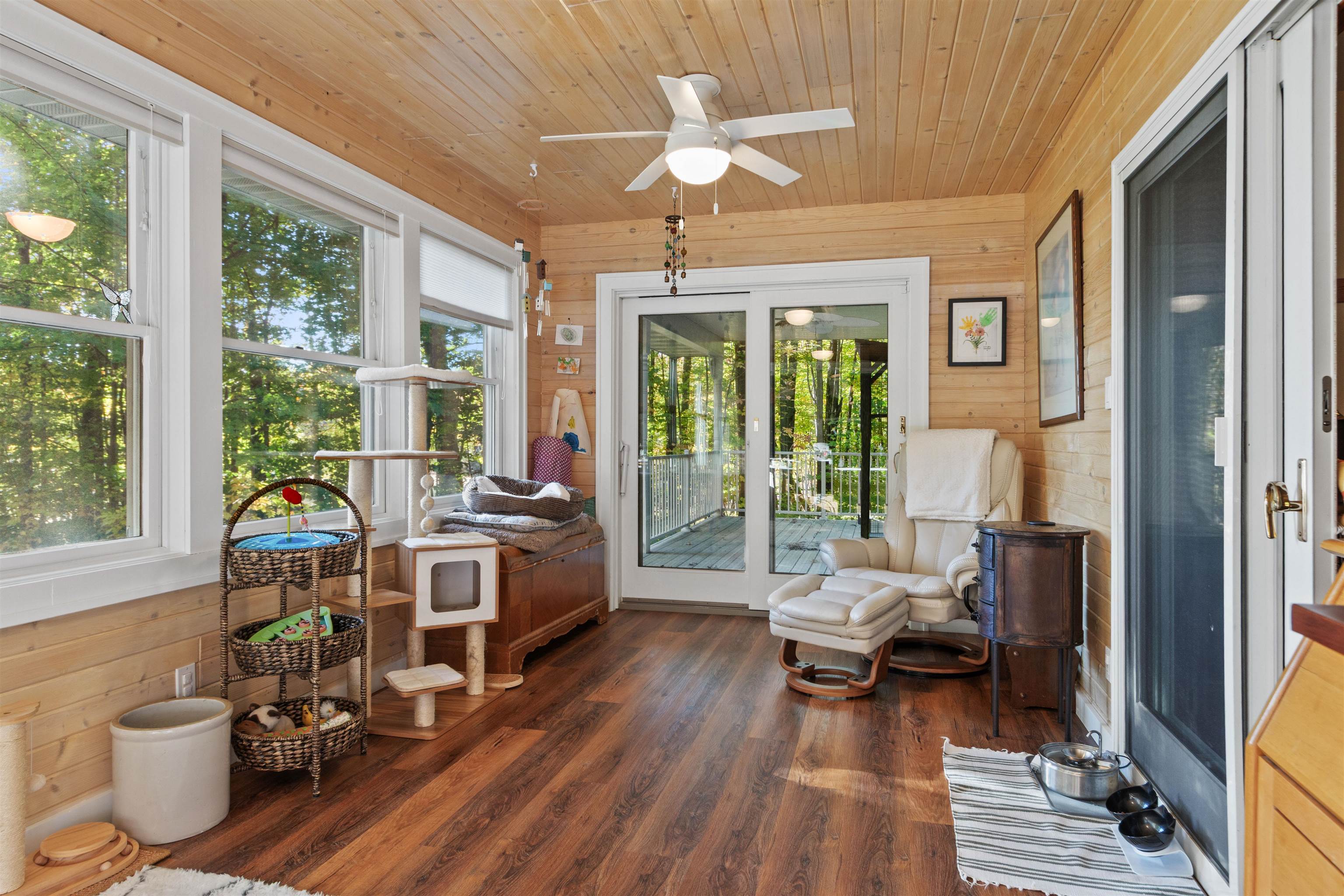 204065 Lakehurst Road Property Photo 17