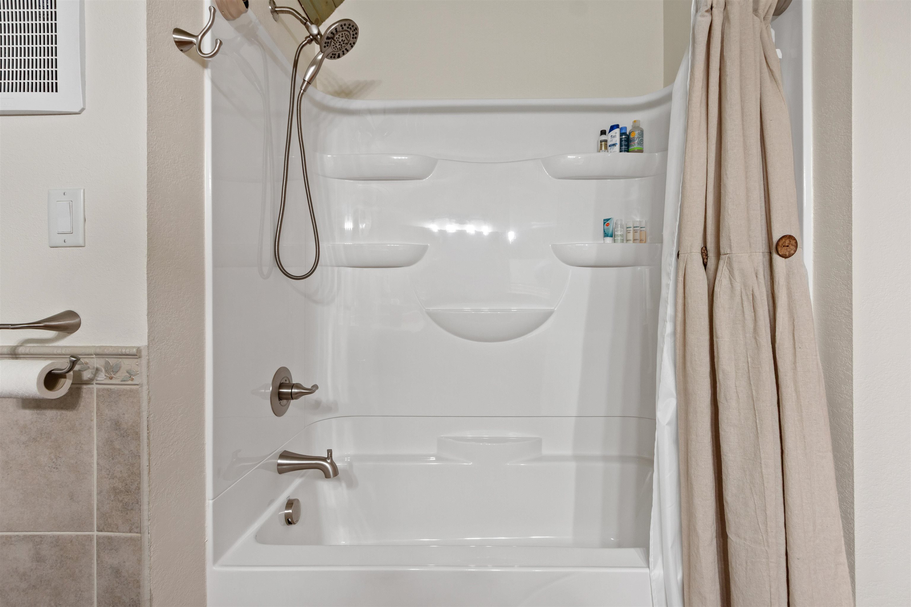 204065 Lakehurst Road Property Photo 29