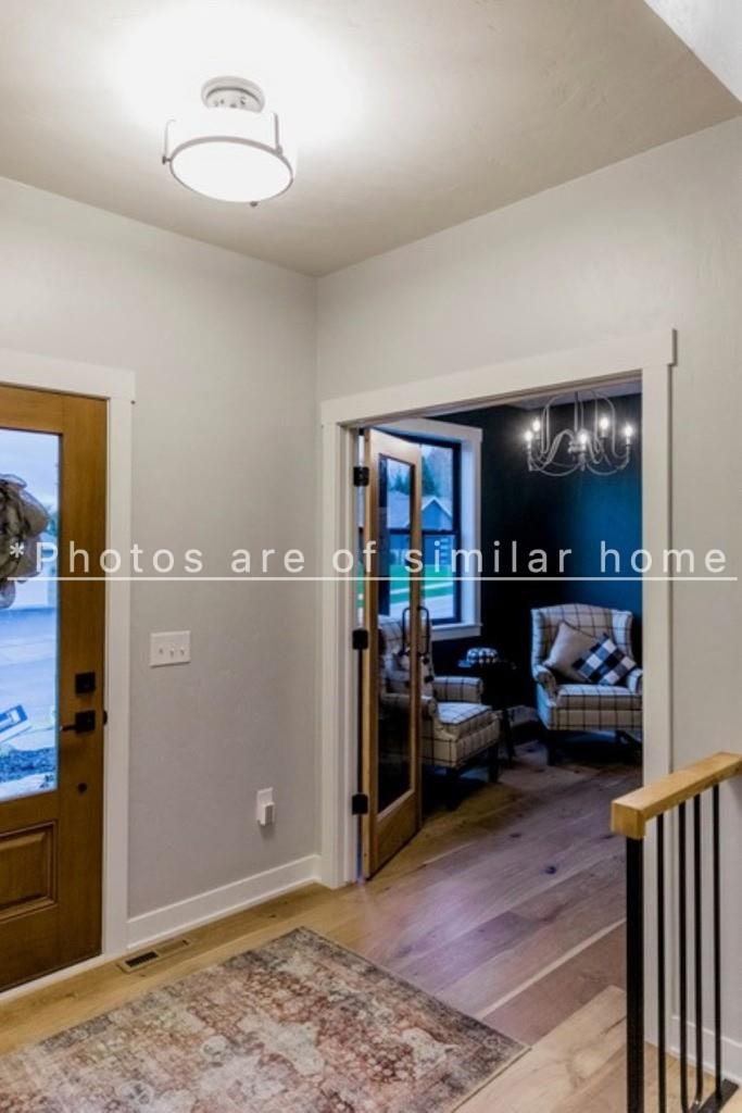 2712 Reserve Drive Property Photo 2