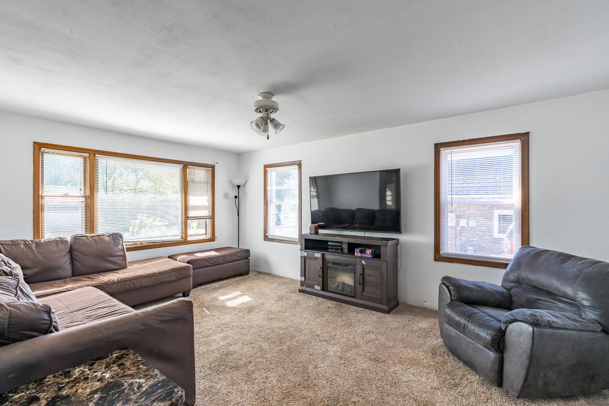 1500 W Thomas Street Property Photo 5