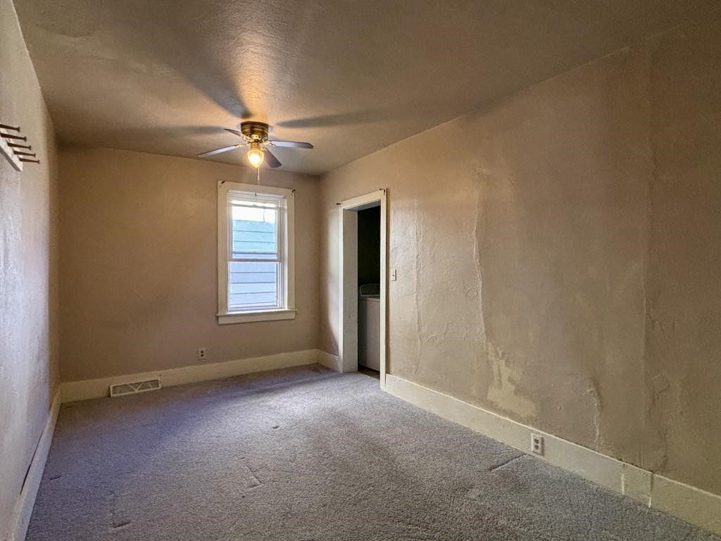 603 W 2nd Street Property Photo 18