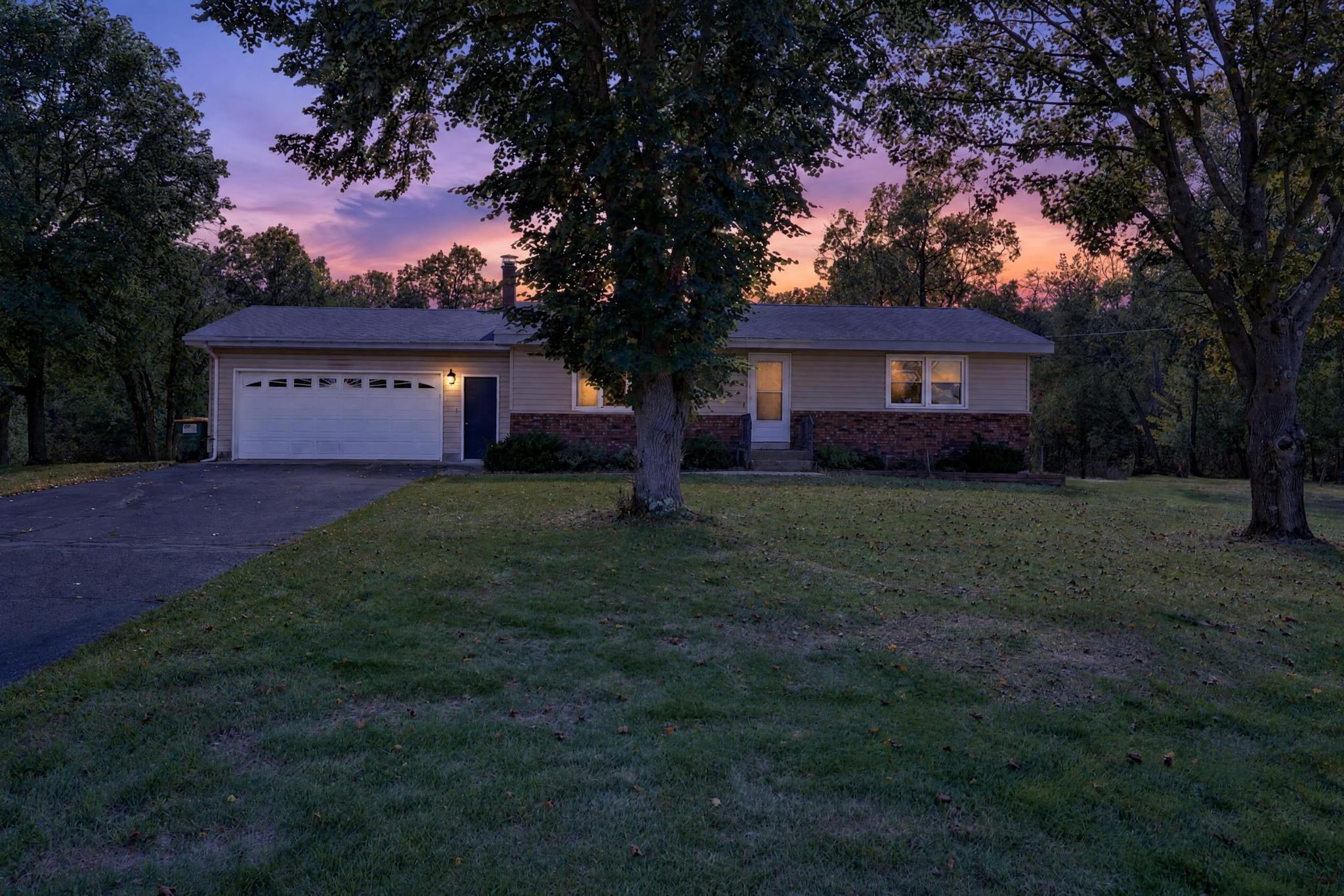 10283 Oak Ridge Road Property Photo 1
