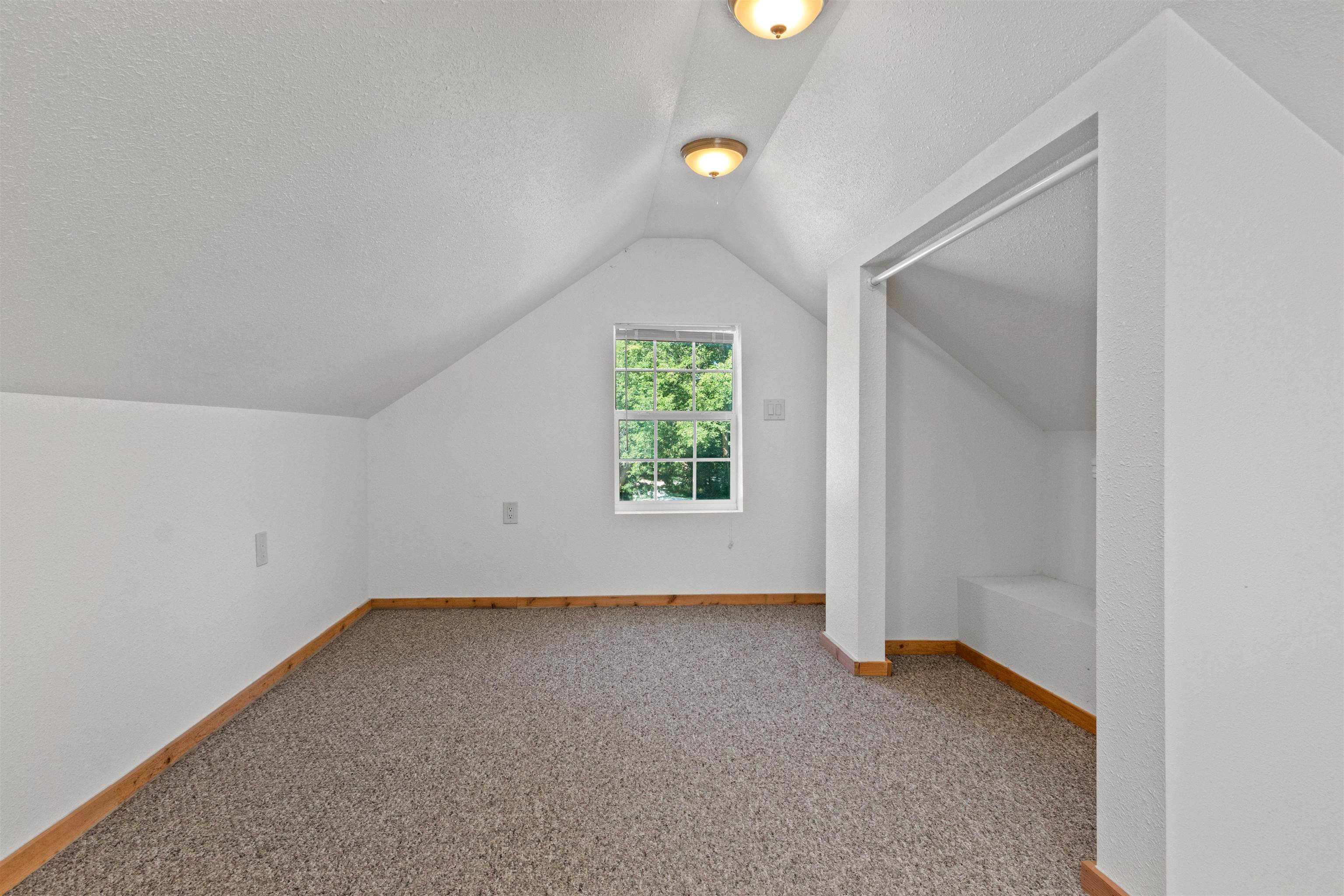 424 West Street Property Photo 17