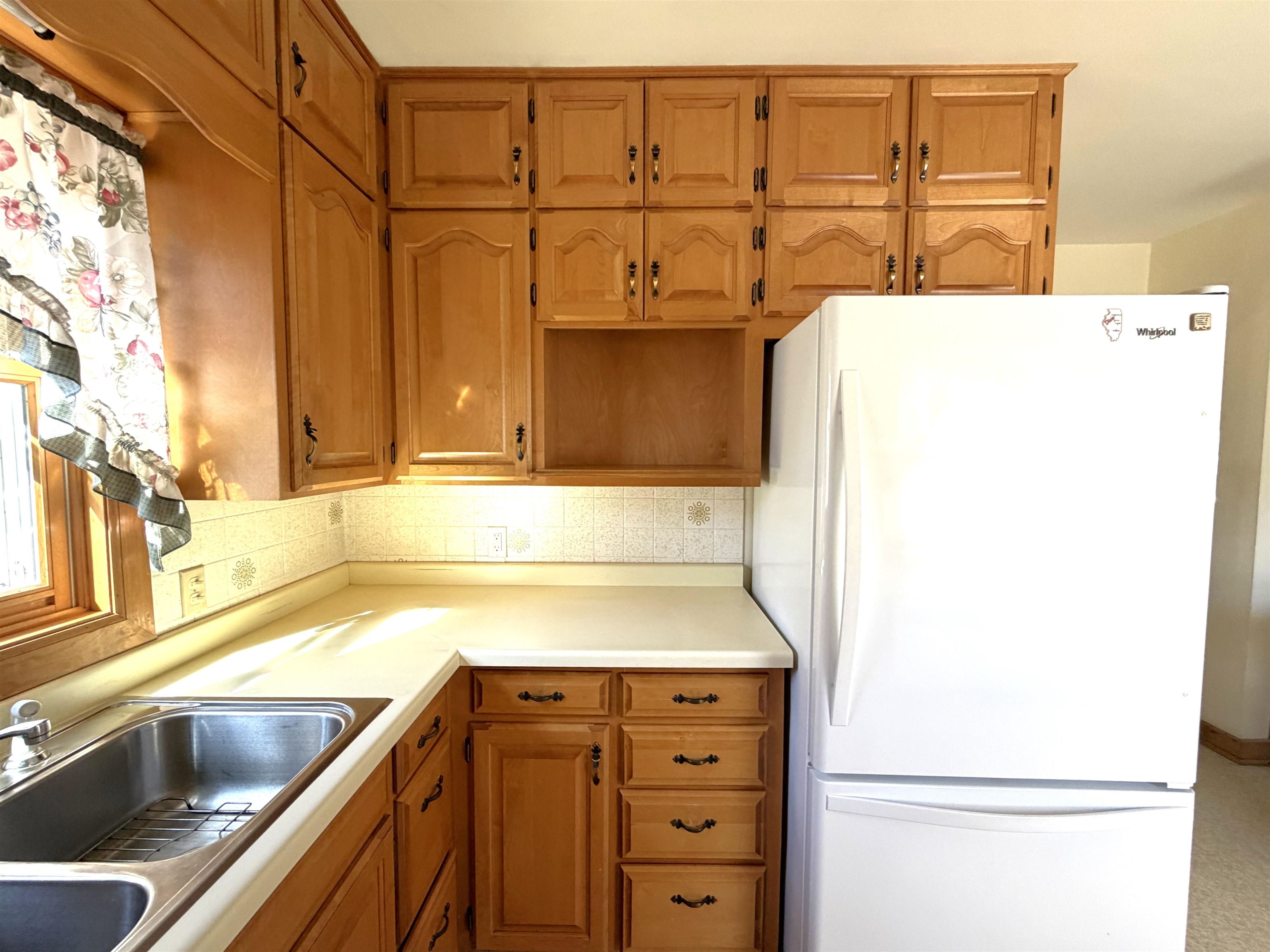 406 Deresch Street Property Photo 5