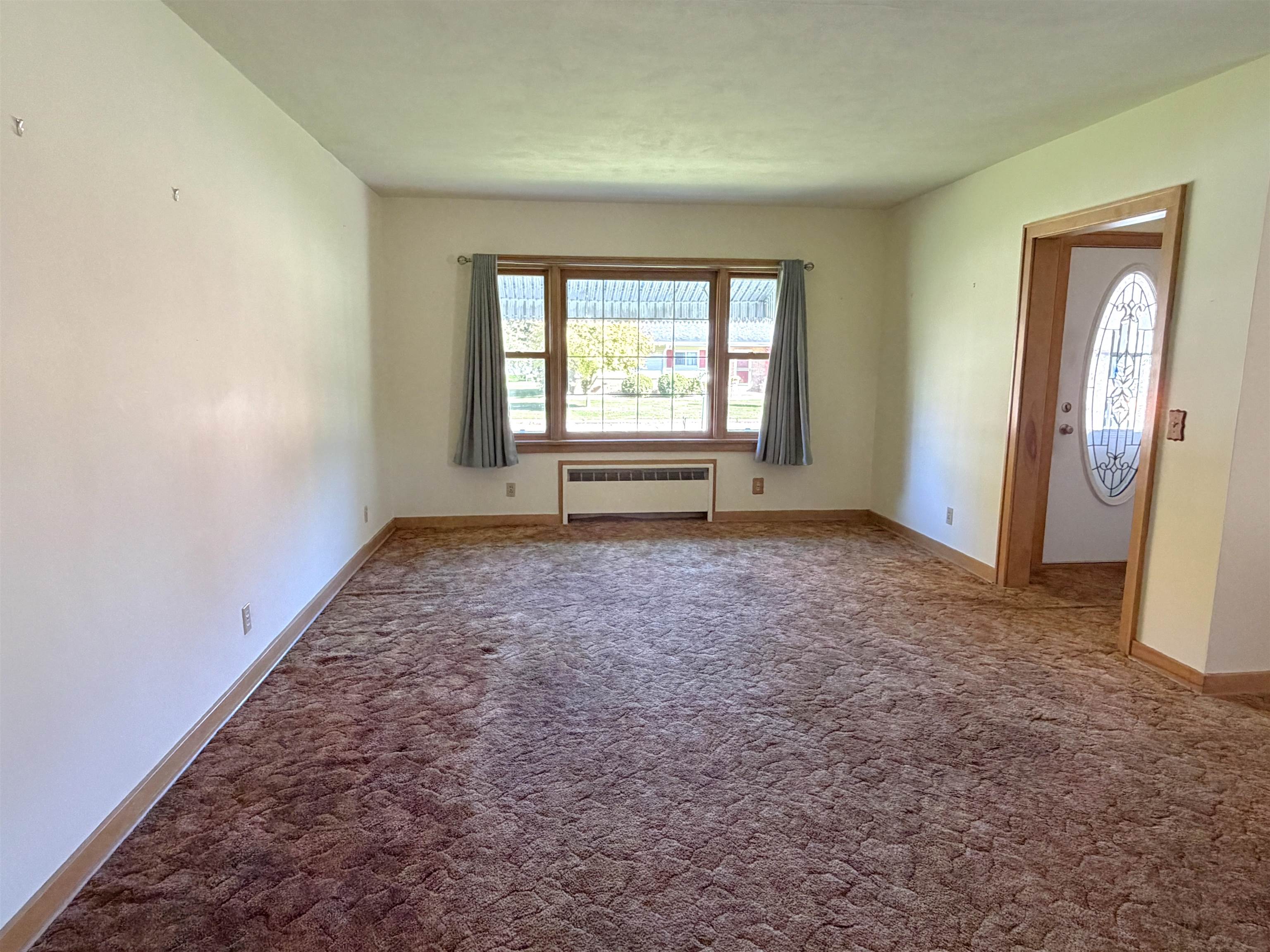 406 Deresch Street Property Photo 8