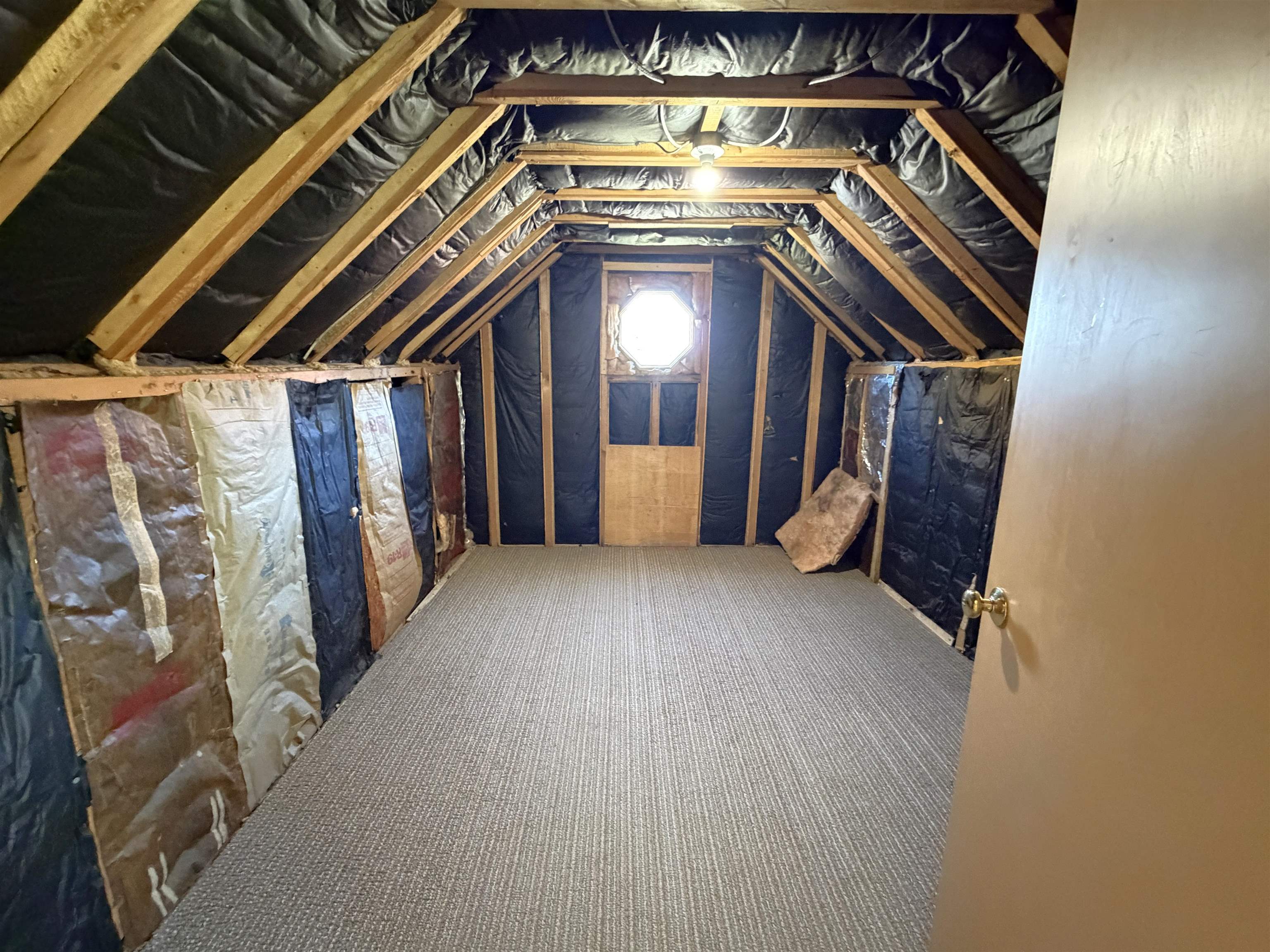 406 Deresch Street Property Photo 16