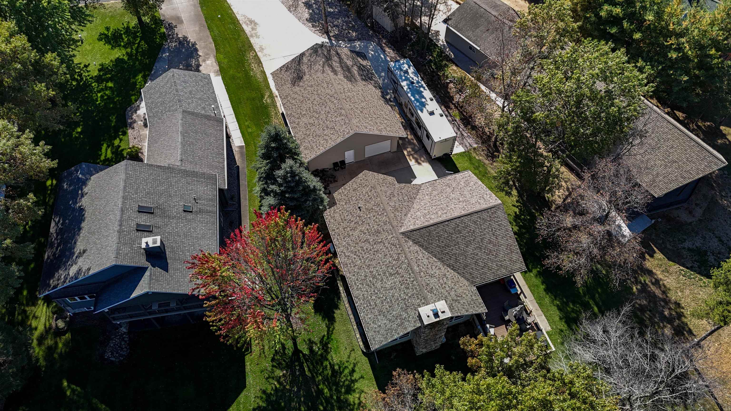 982 Excalibur Court Property Photo 3