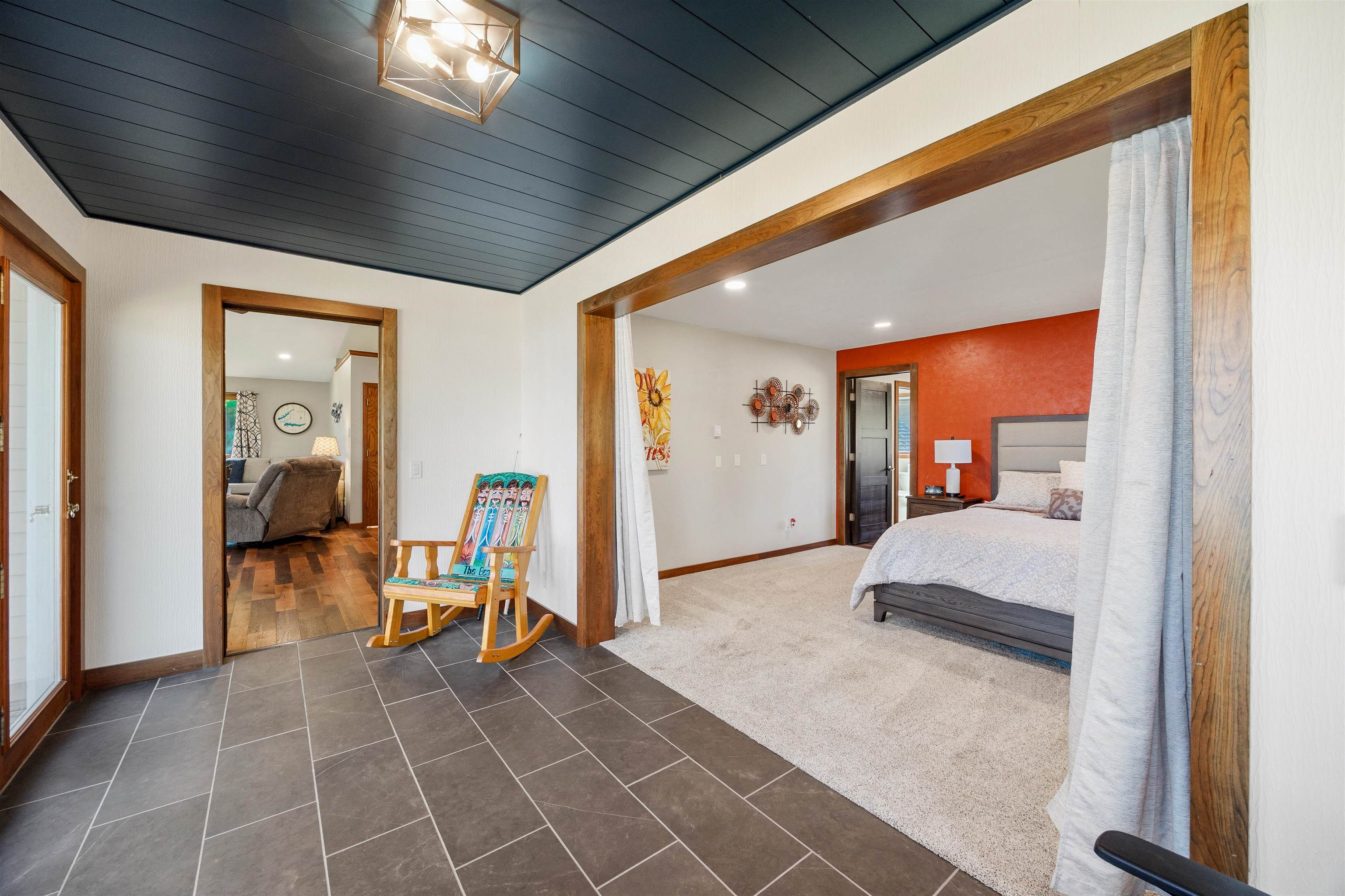 982 Excalibur Court Property Photo 32