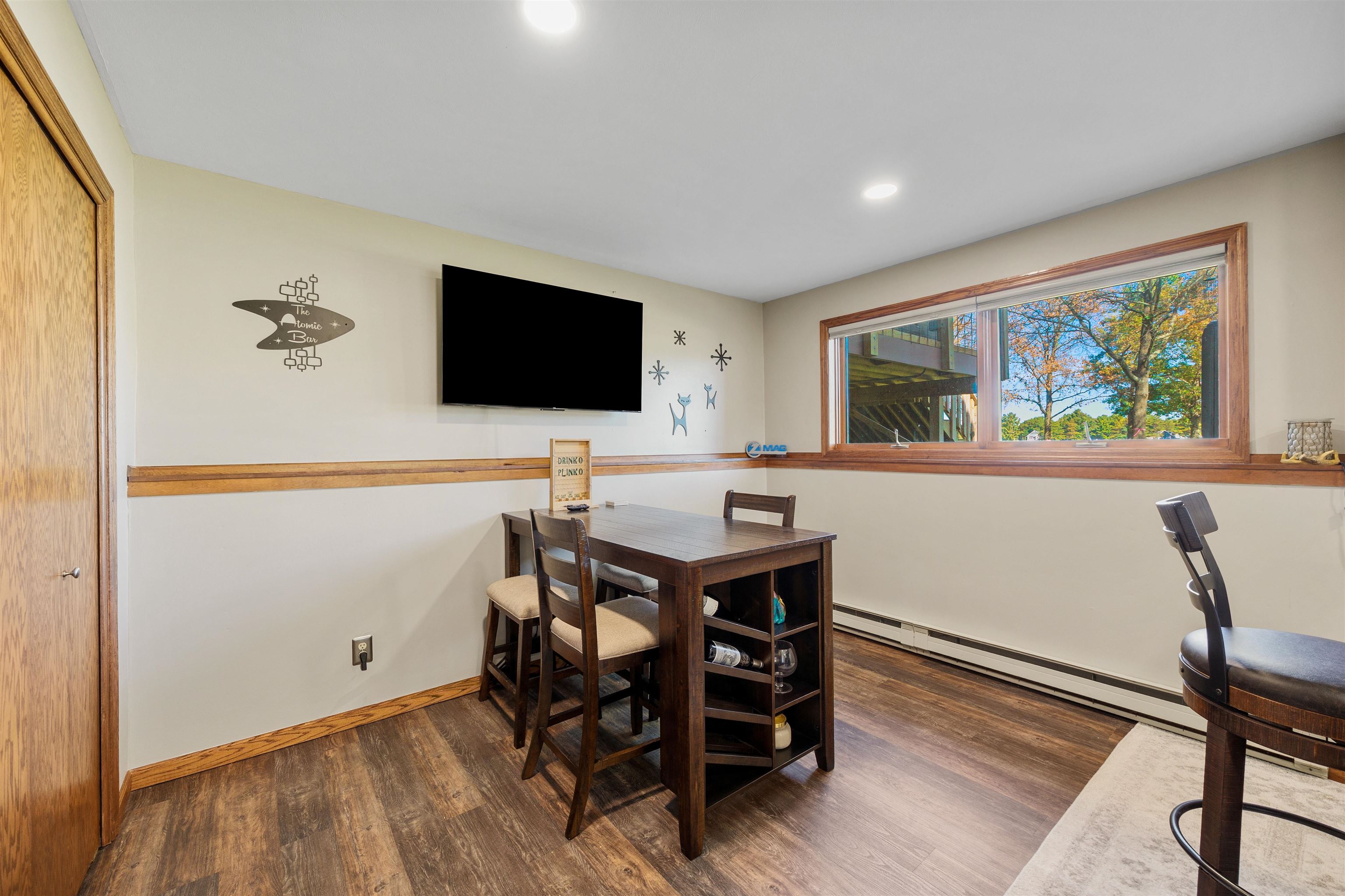982 Excalibur Court Property Photo 41