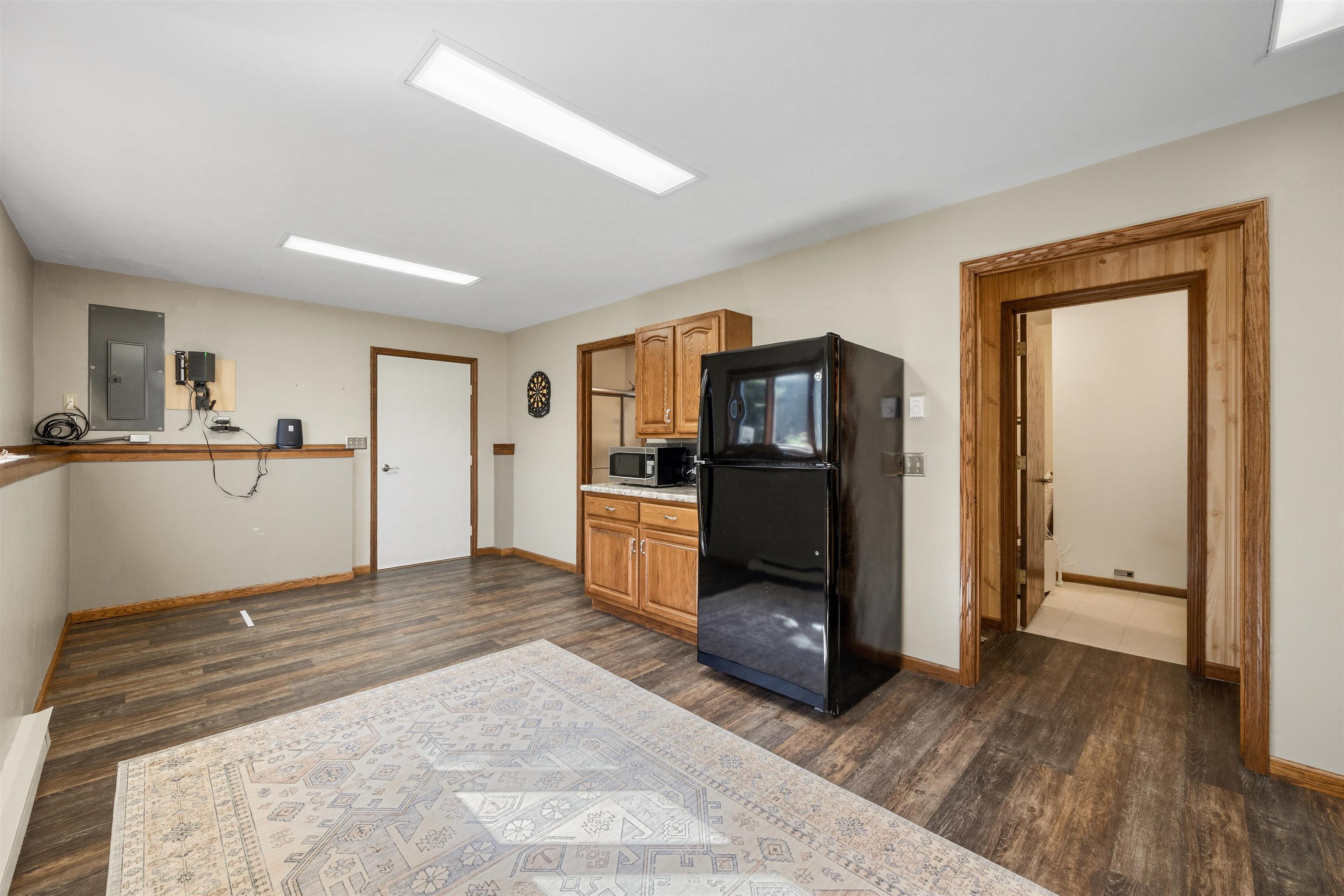 982 Excalibur Court Property Photo 43