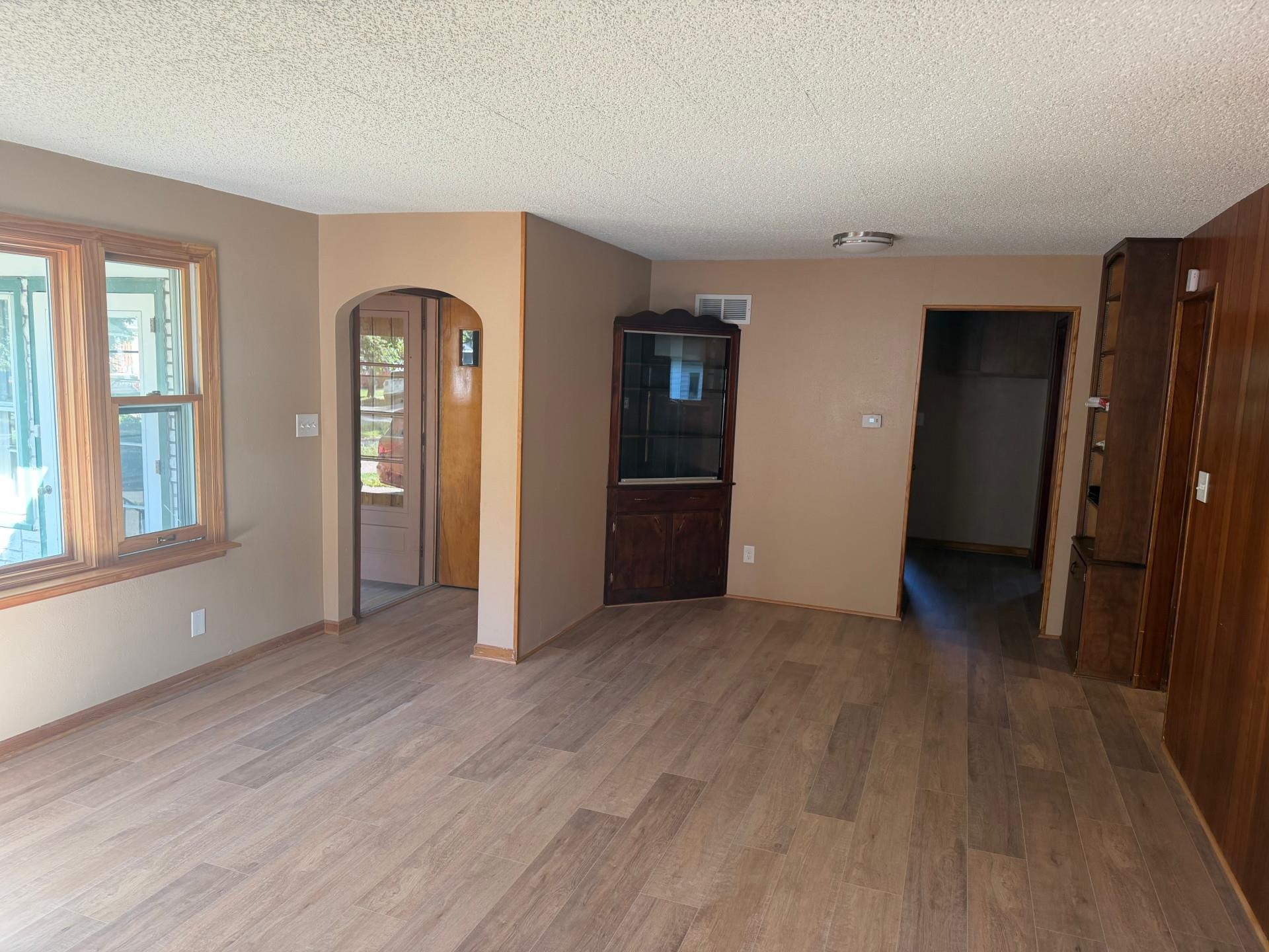 511 Ross Avenue Property Photo 6