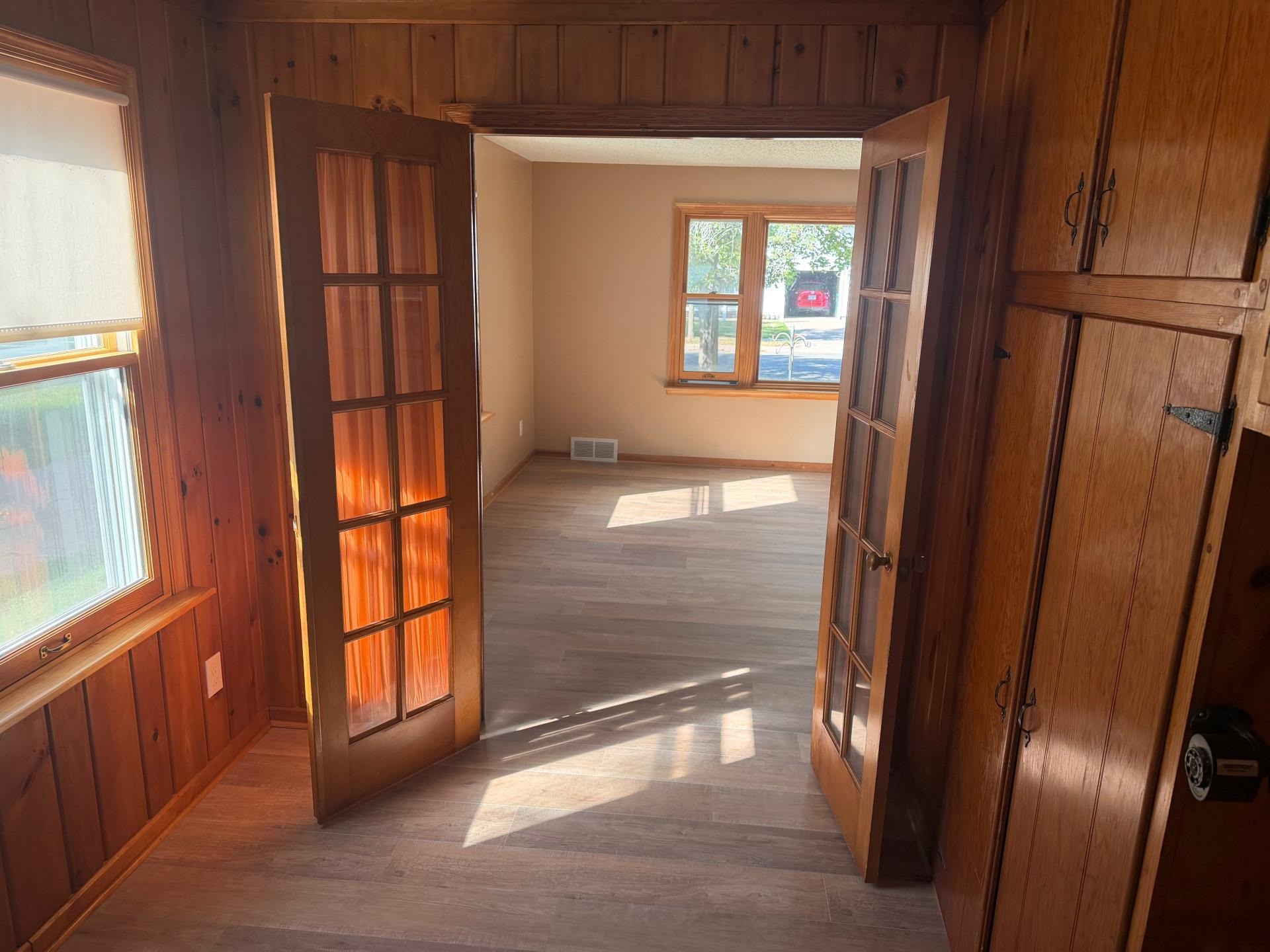 511 Ross Avenue Property Photo 8