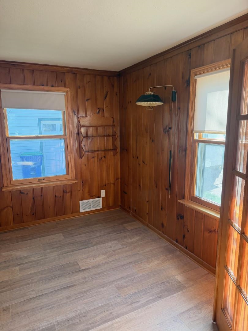 511 Ross Avenue Property Photo 11
