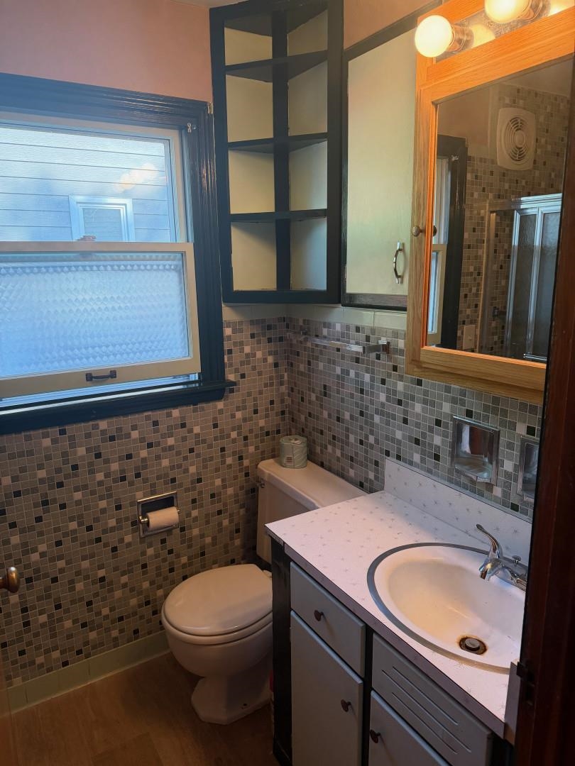 511 Ross Avenue Property Photo 12