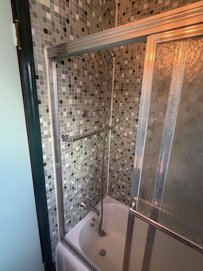 511 Ross Avenue Property Photo 13