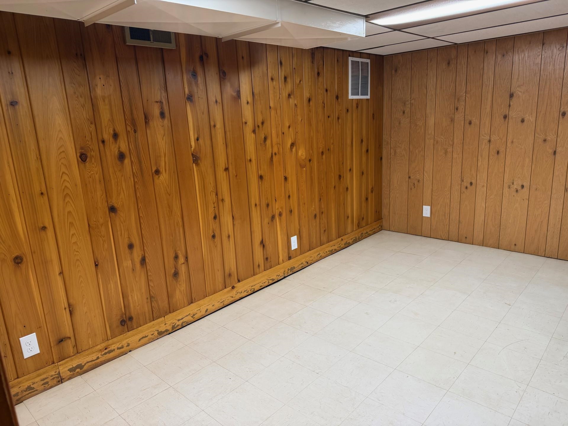 511 Ross Avenue Property Photo 21