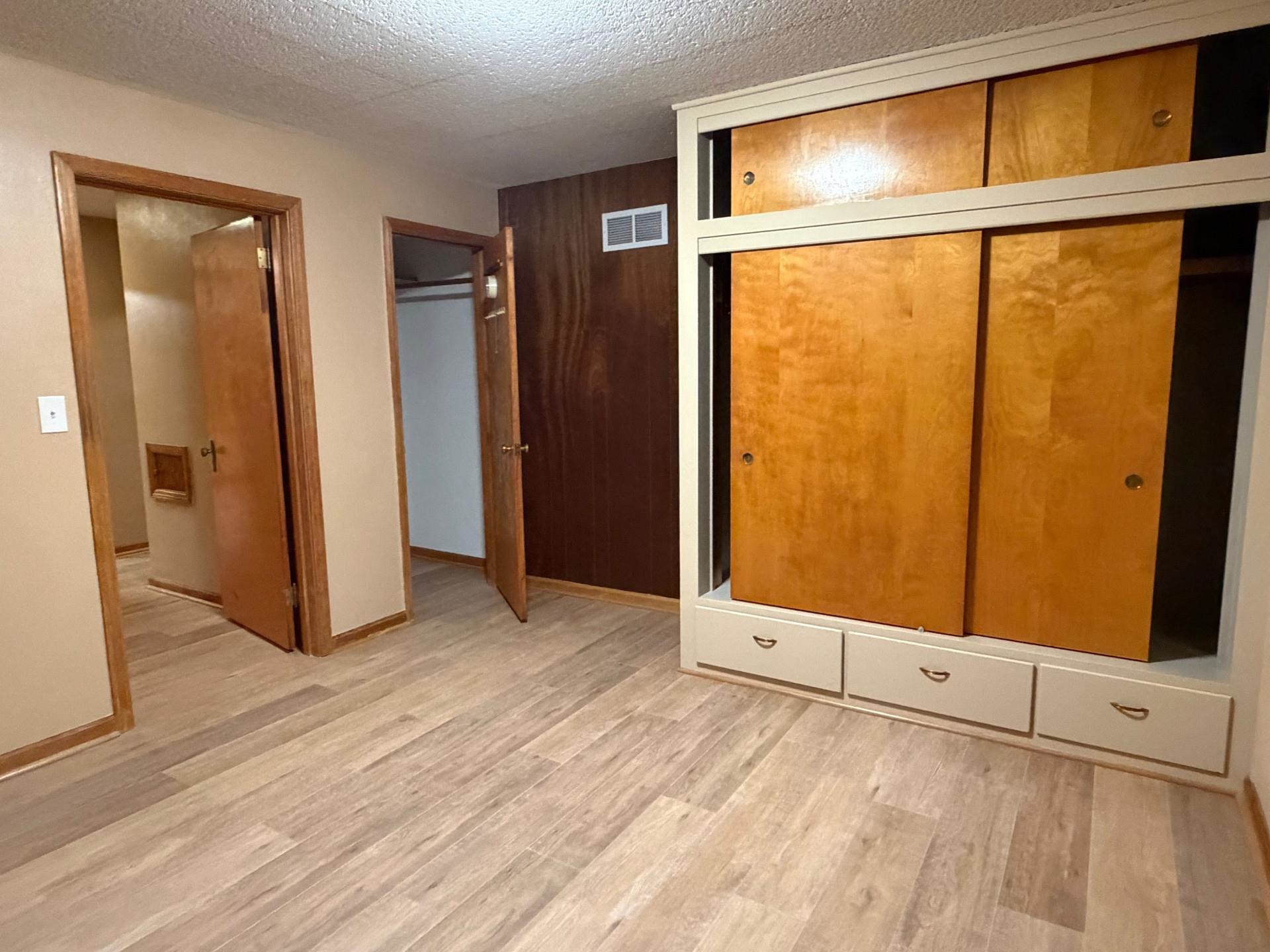 511 Ross Avenue Property Photo 27