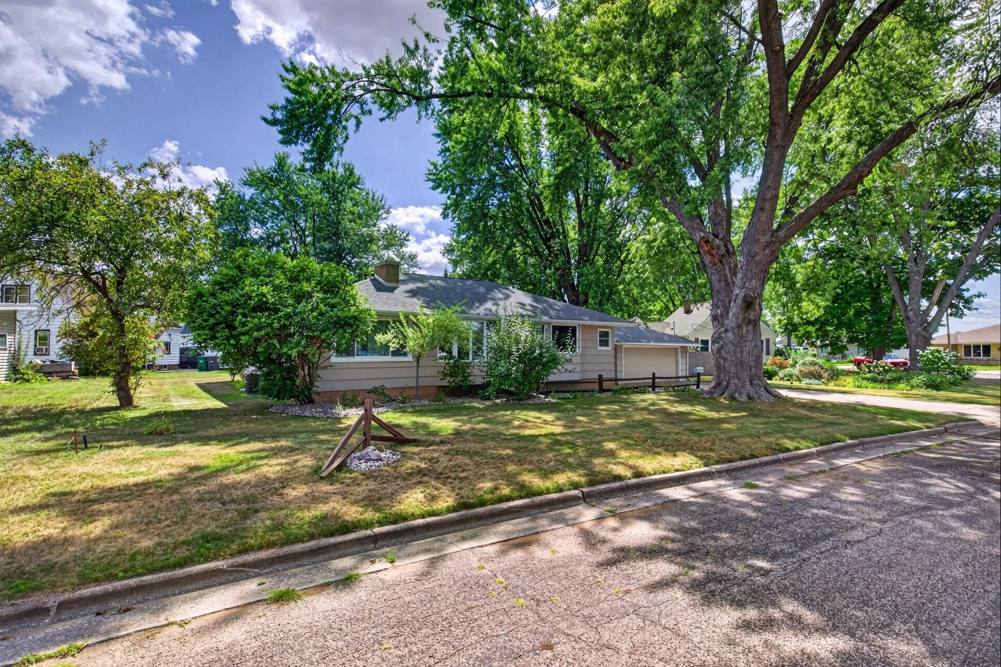 1810 Riverview Drive Property Photo 7
