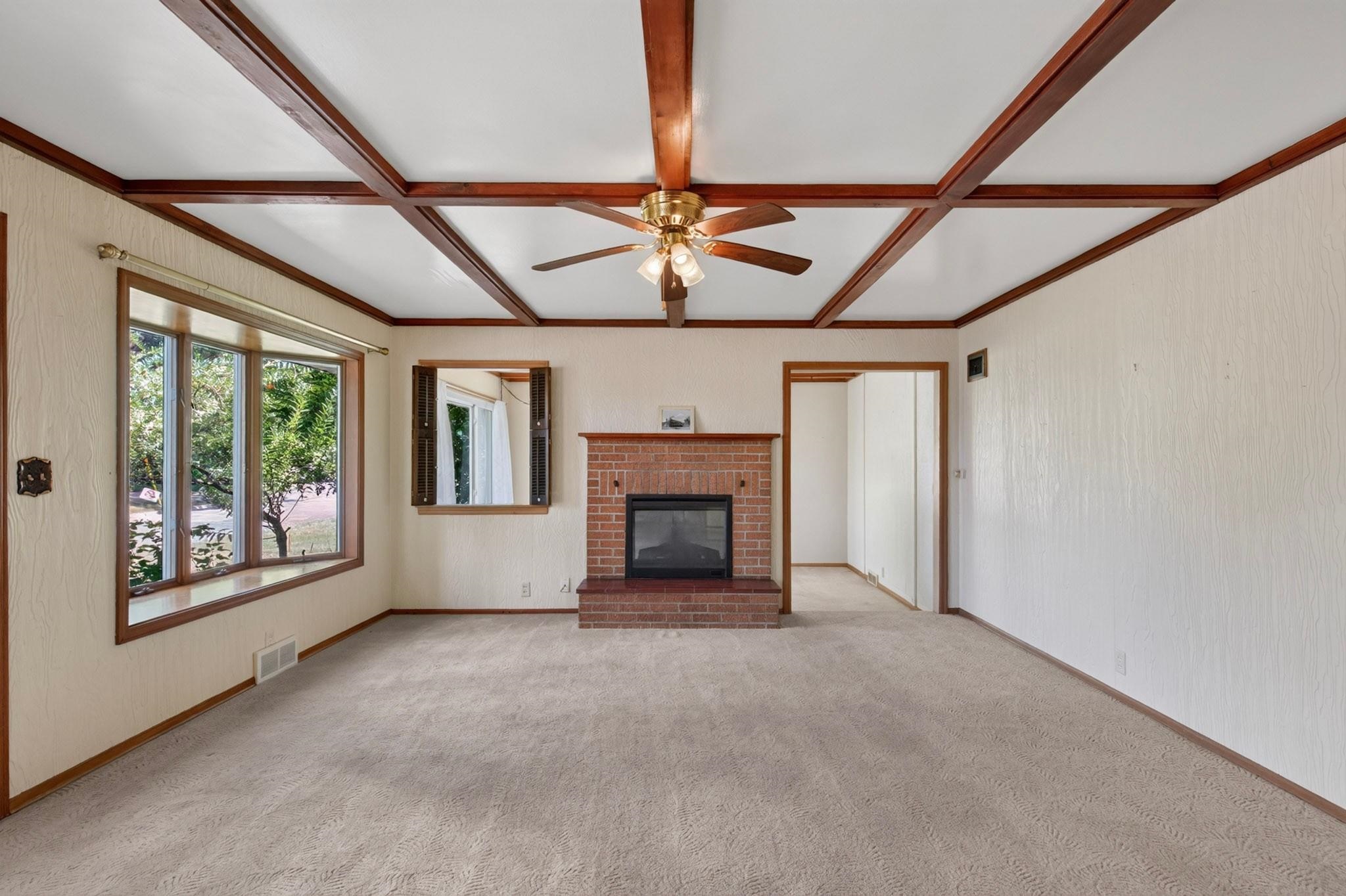 1810 Riverview Drive Property Photo 11