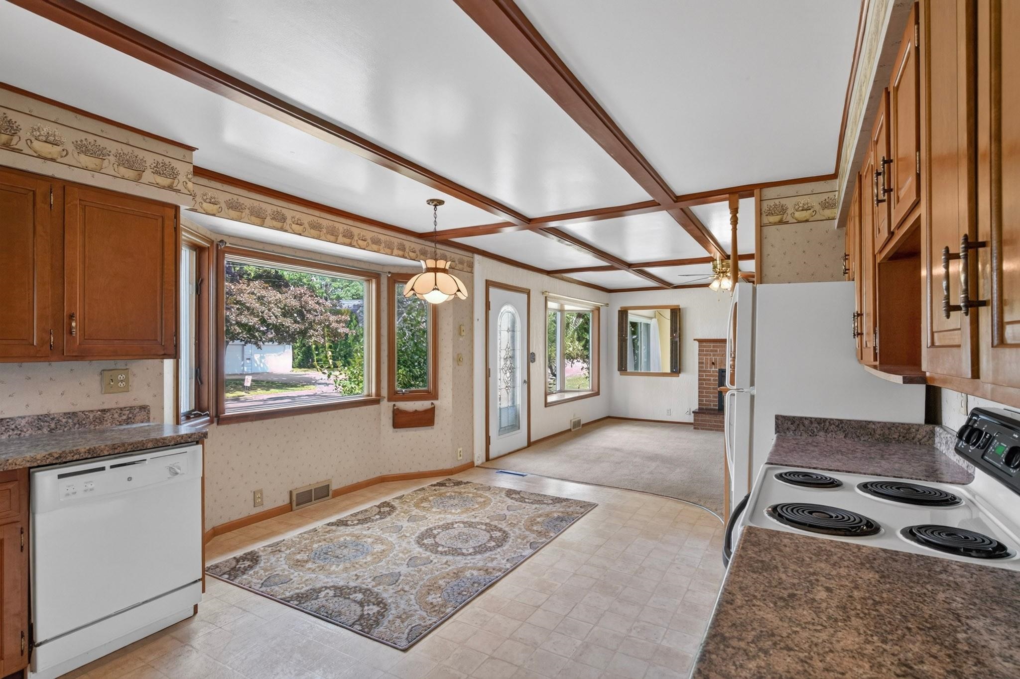 1810 Riverview Drive Property Photo 18