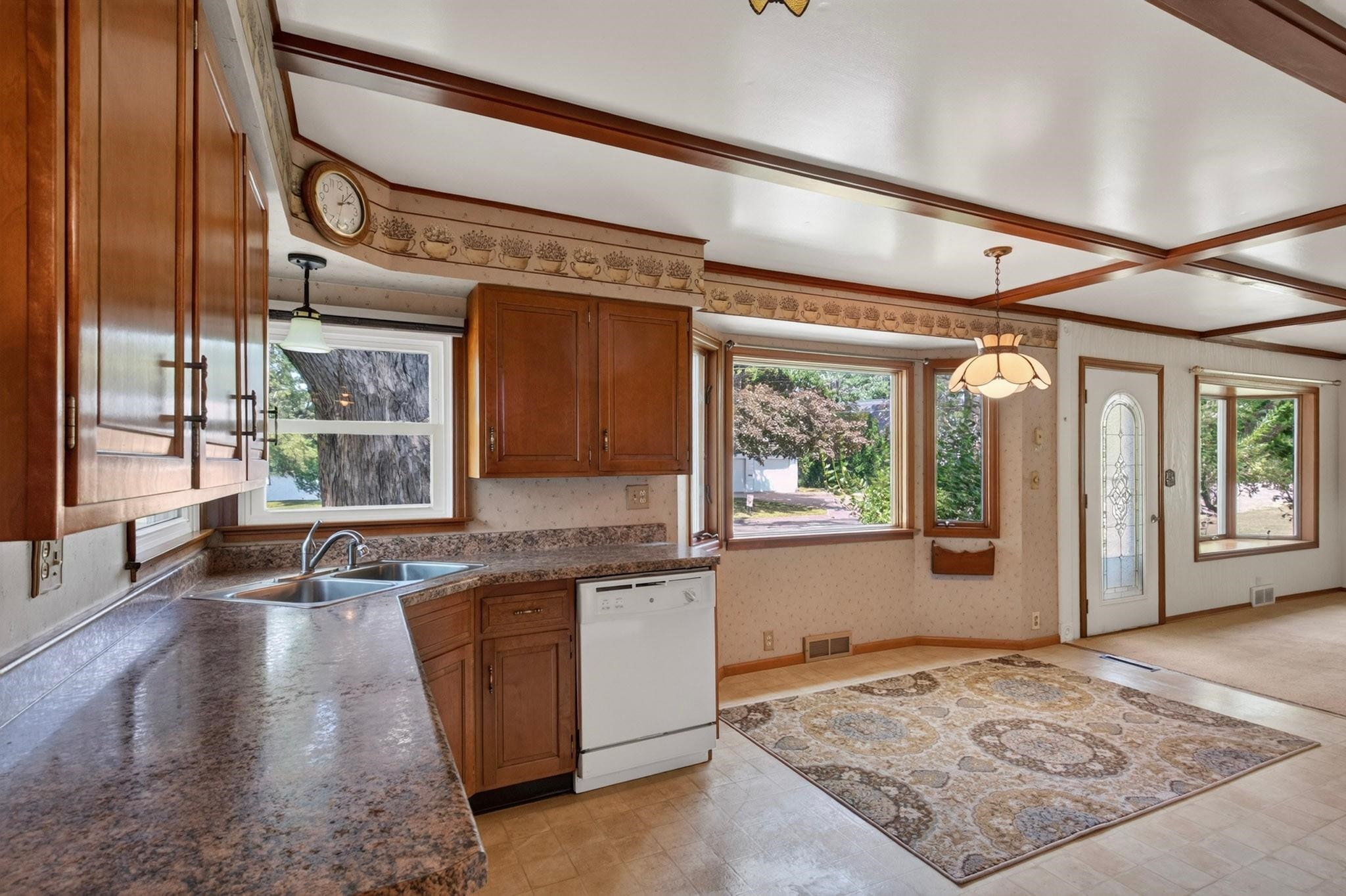 1810 Riverview Drive Property Photo 19