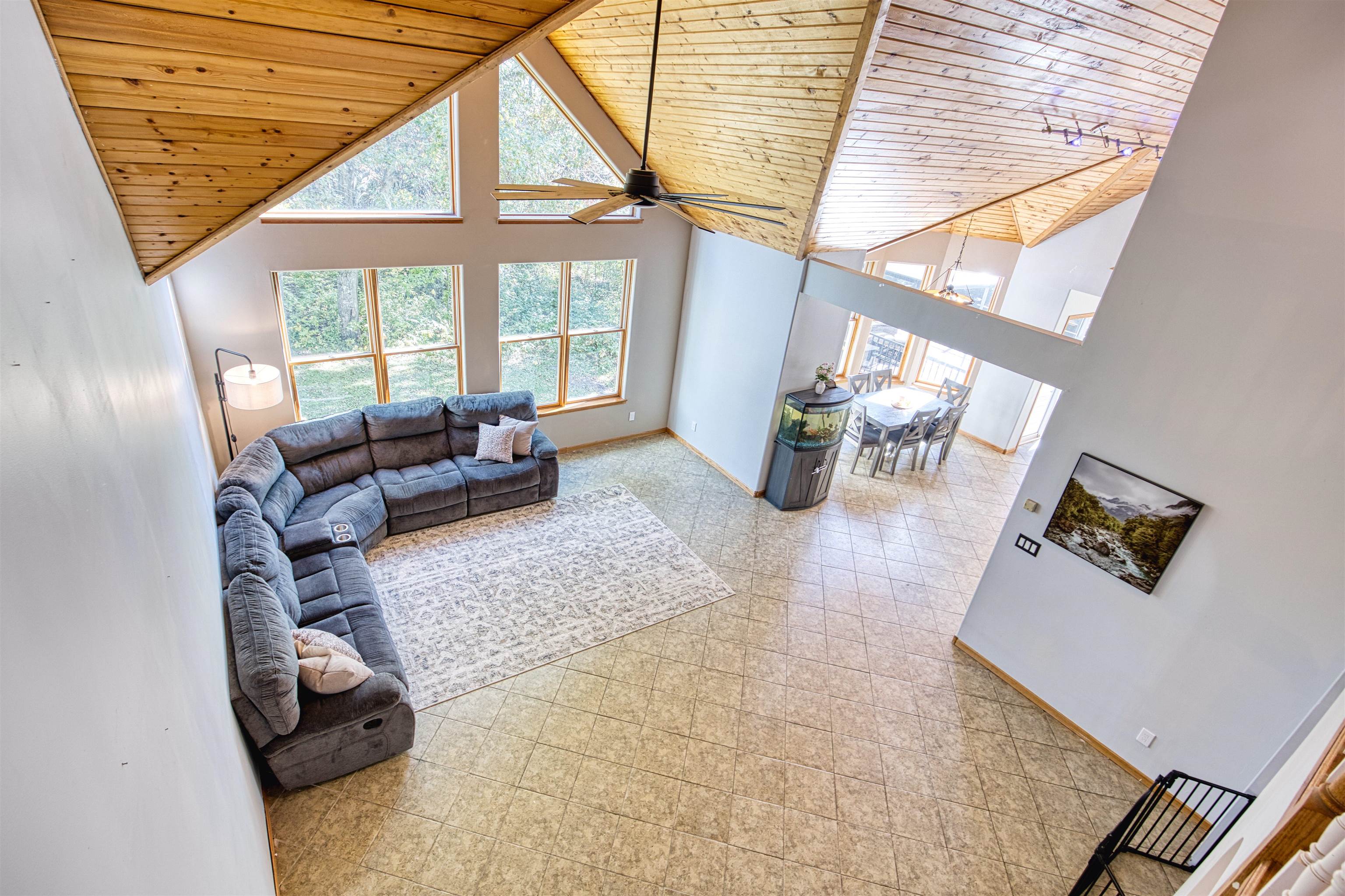 3726 Forest Drive Property Photo 6