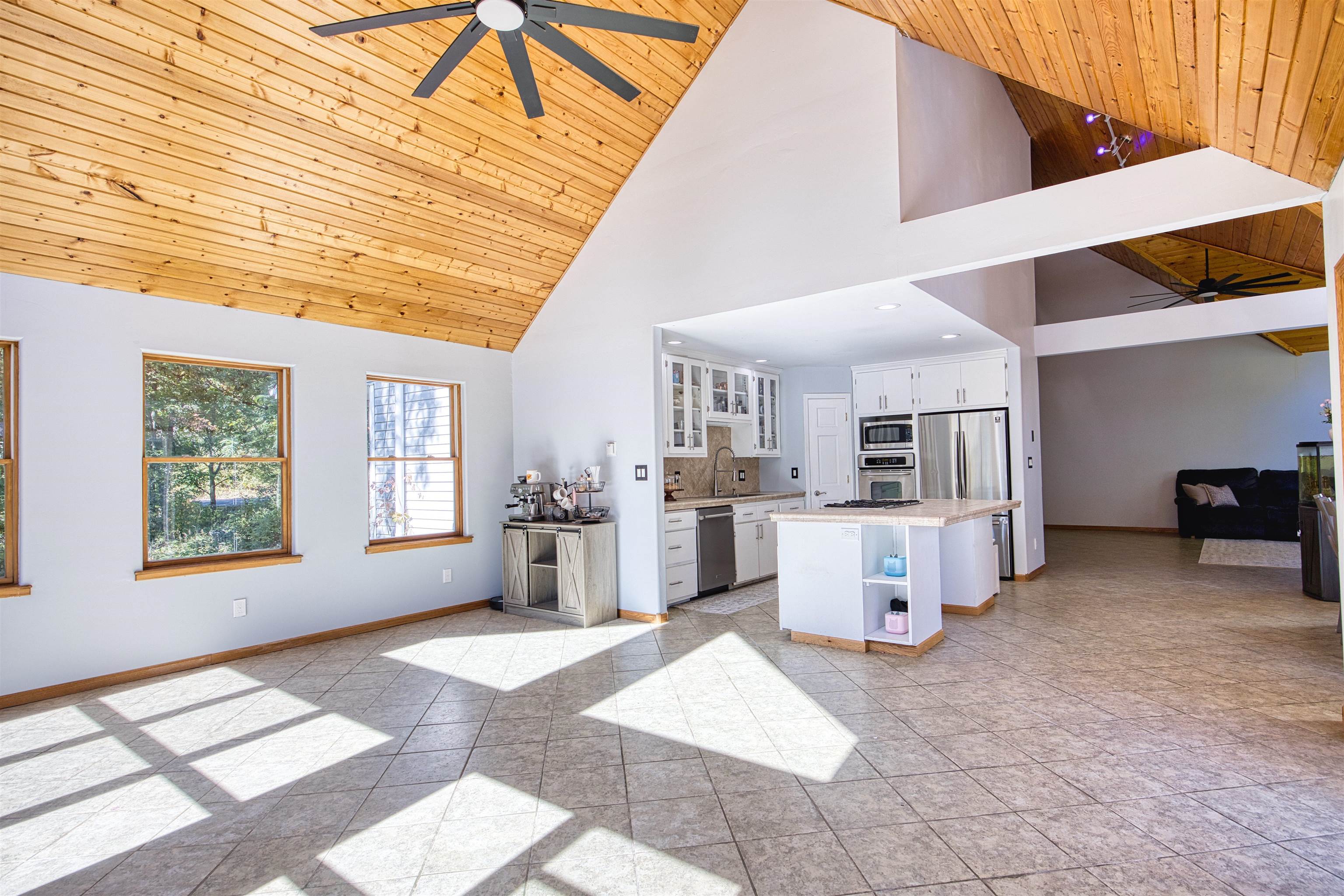 3726 Forest Drive Property Photo 14