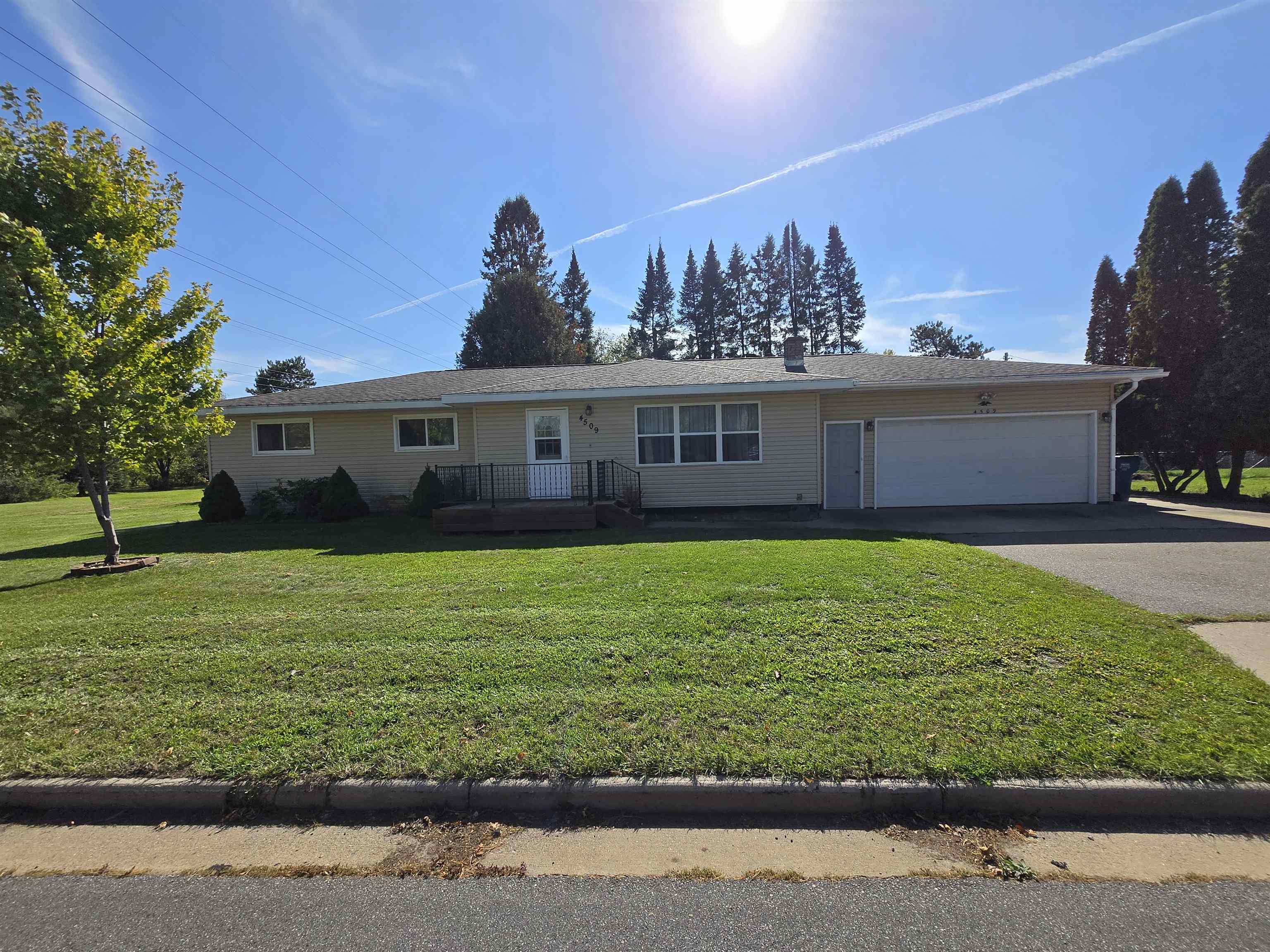 4509 Sternberg Avenue Property Photo 1