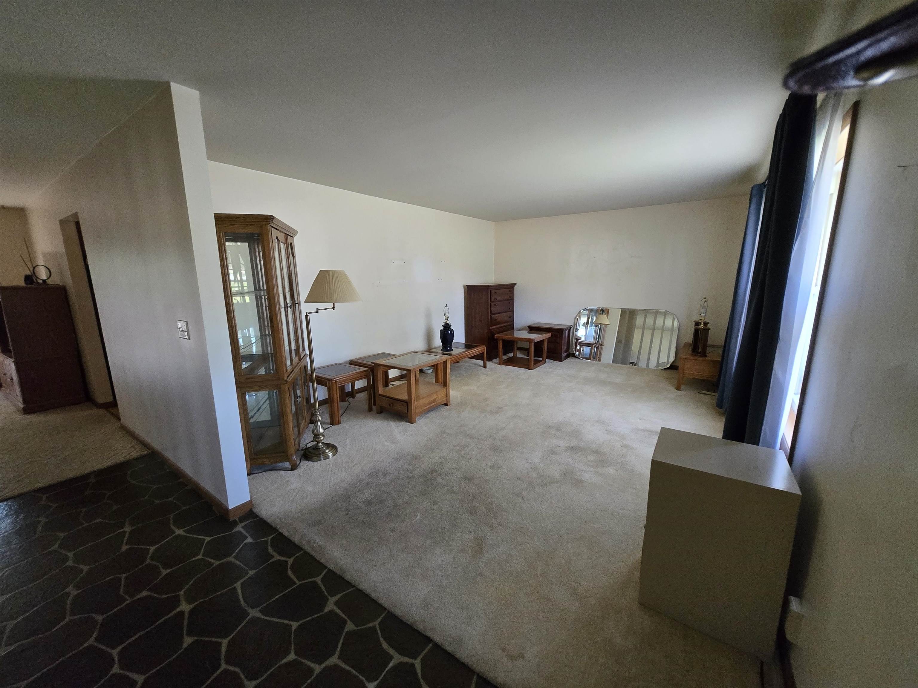 4509 Sternberg Avenue Property Photo 4