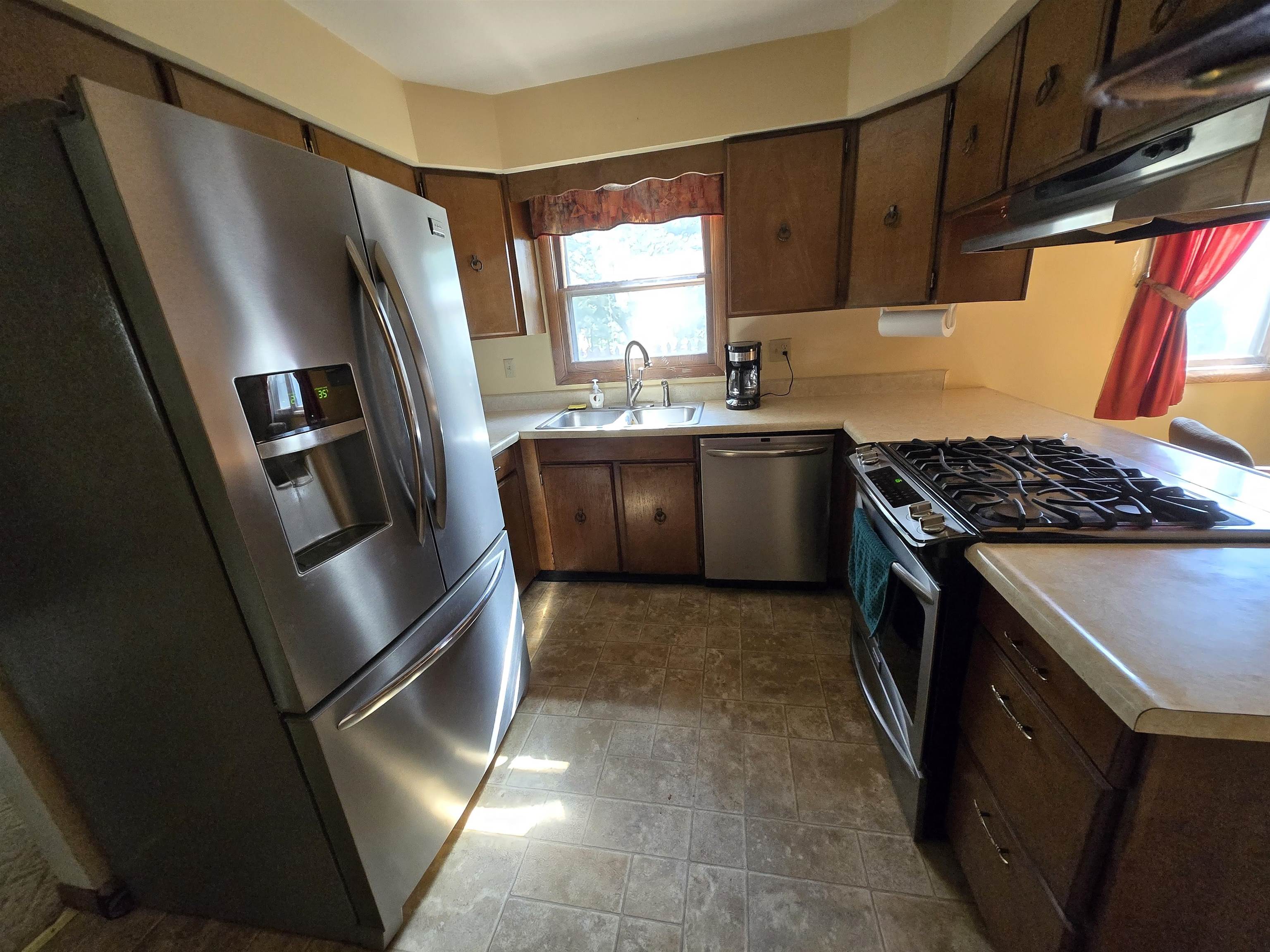 4509 Sternberg Avenue Property Photo 5