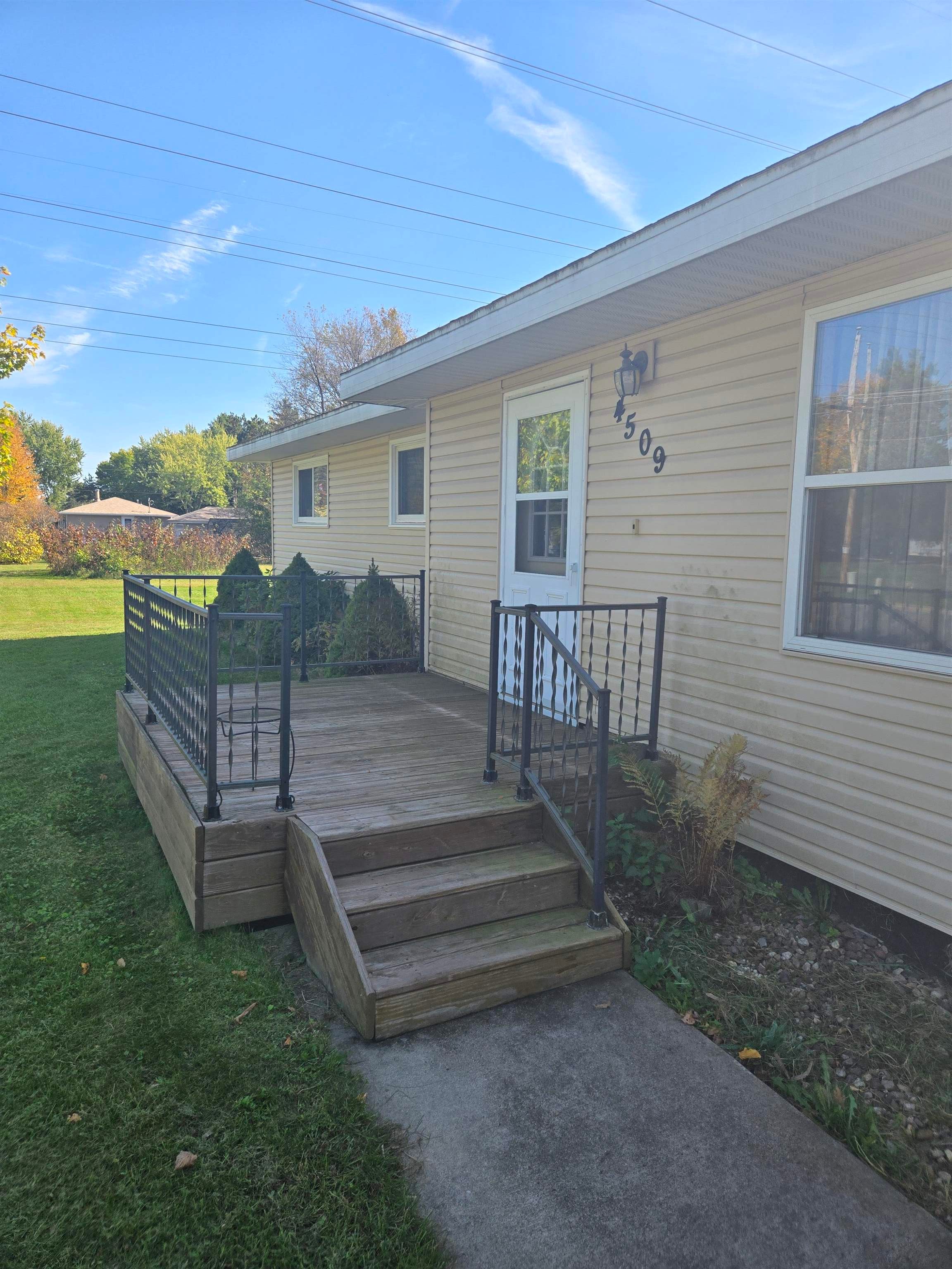 4509 Sternberg Avenue Property Photo 25