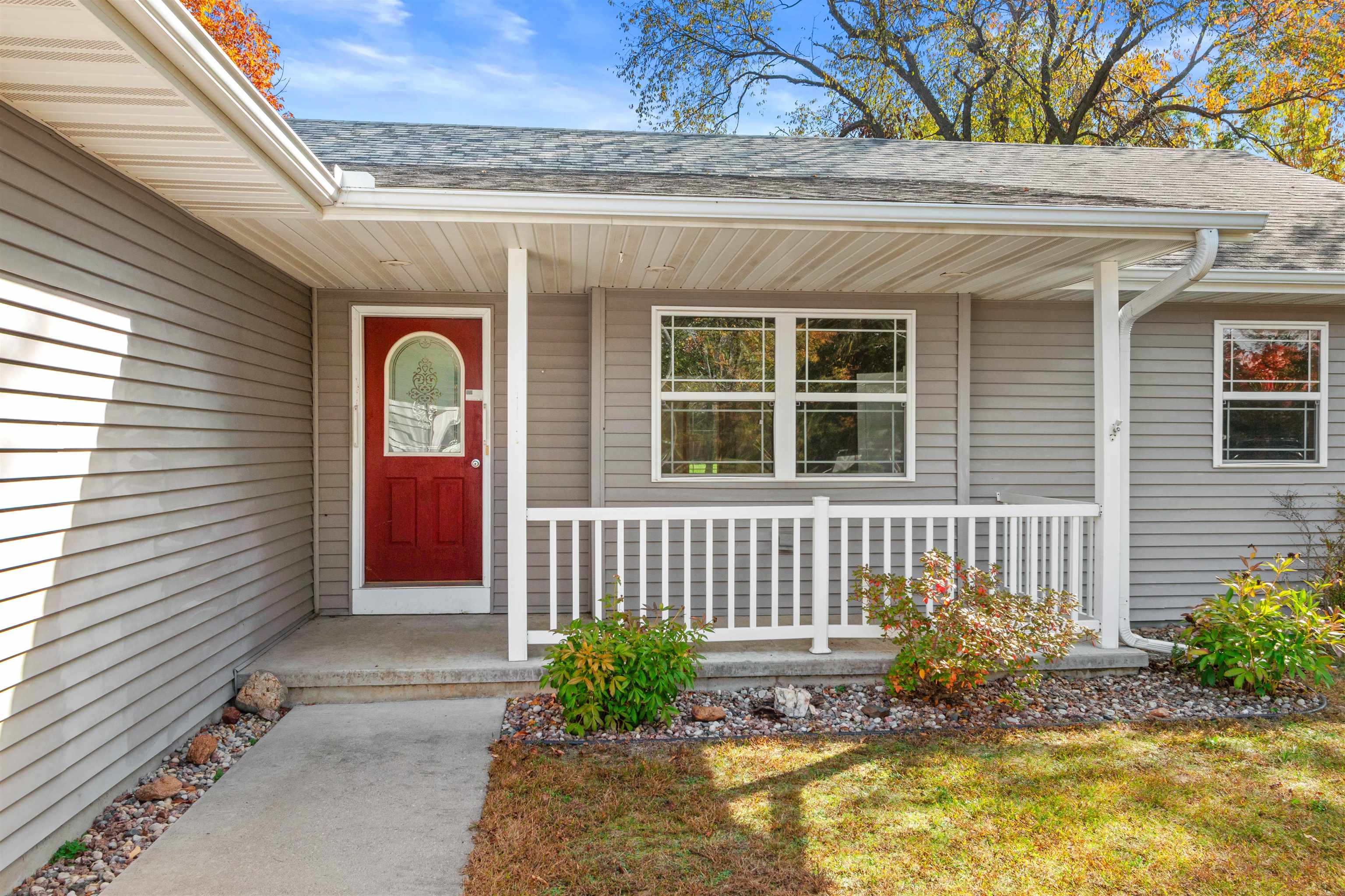 2400 Conant Street Property Photo 2
