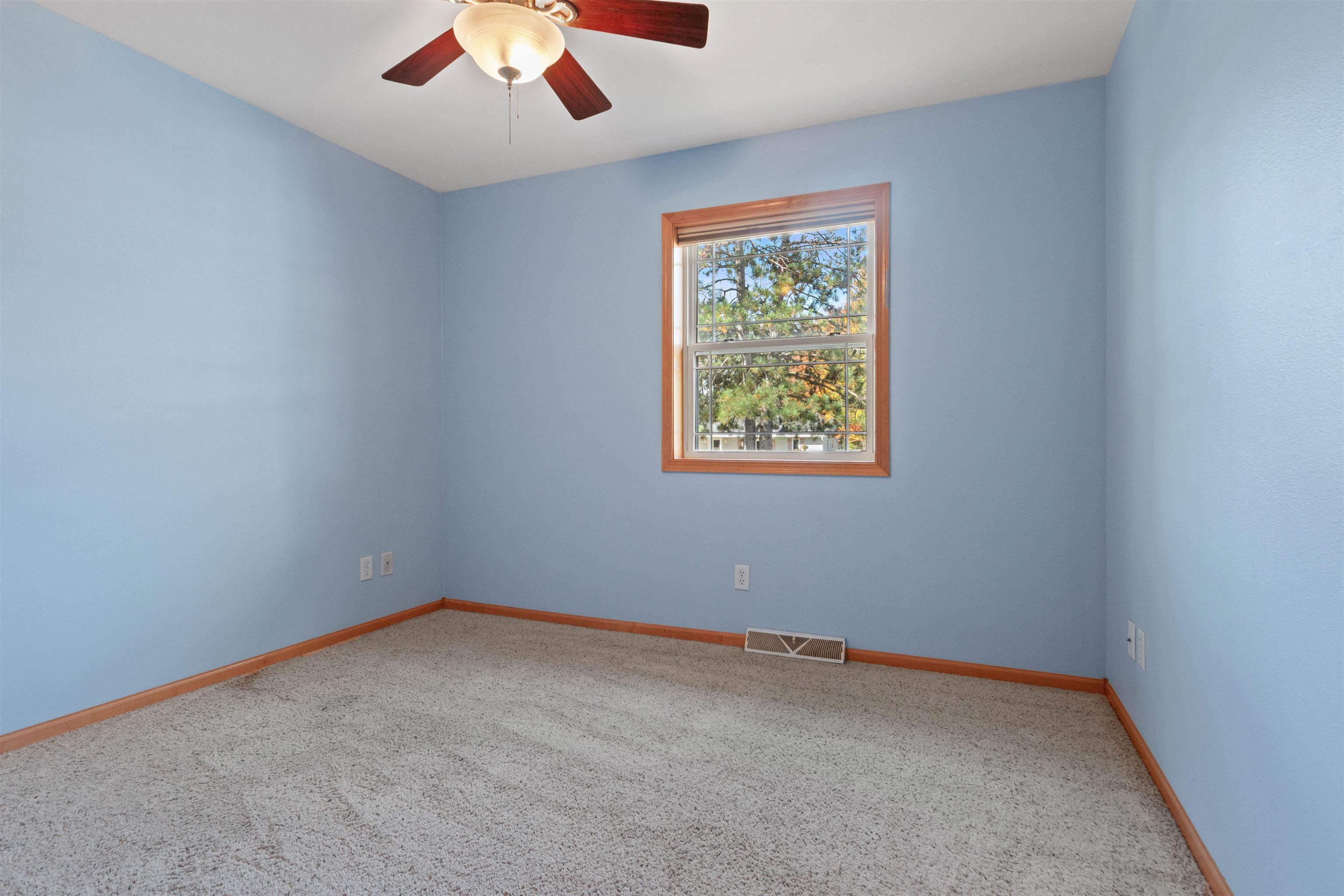 2400 Conant Street Property Photo 16