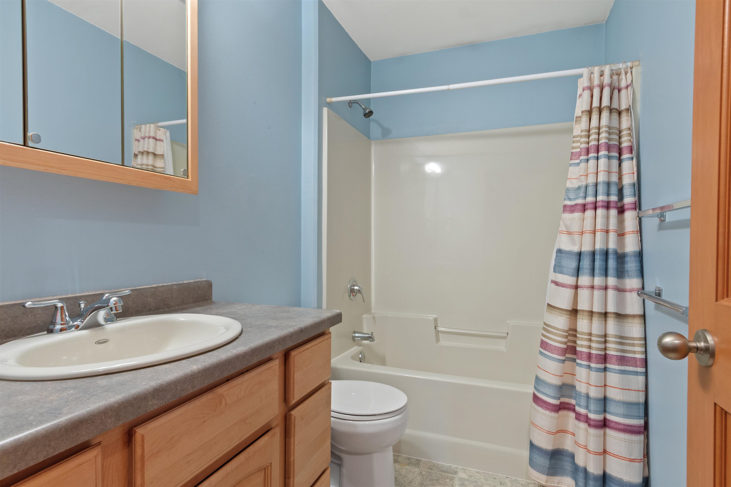 2400 Conant Street Property Photo 18