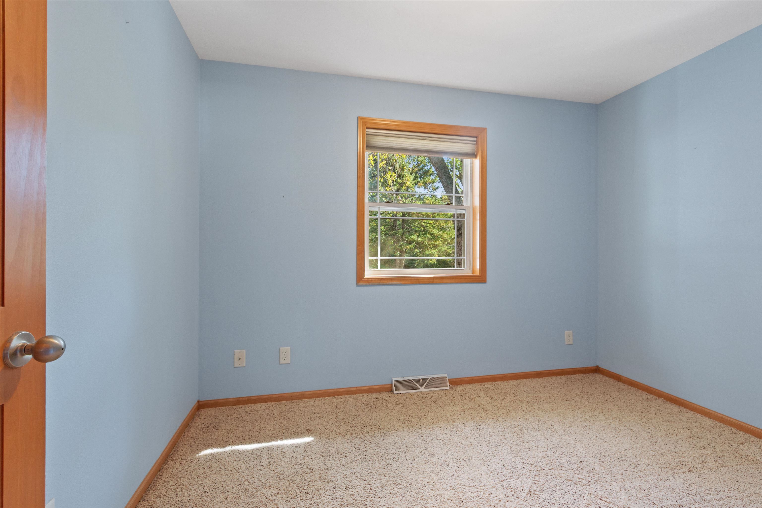 2400 Conant Street Property Photo 19