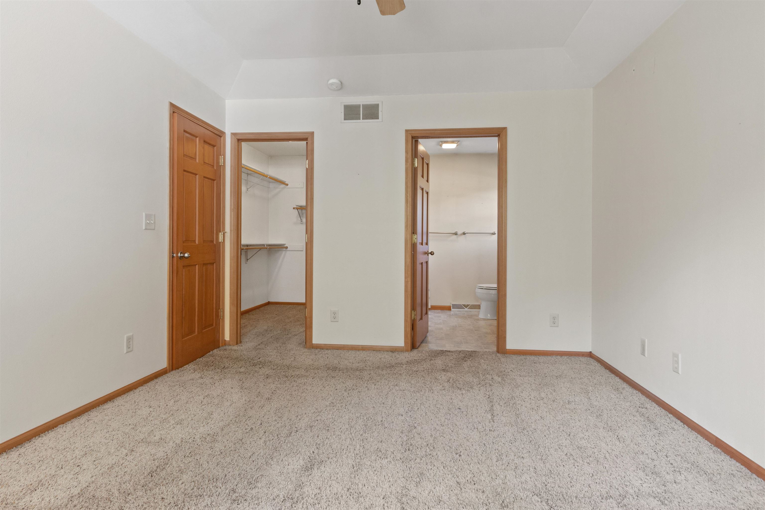 2400 Conant Street Property Photo 22