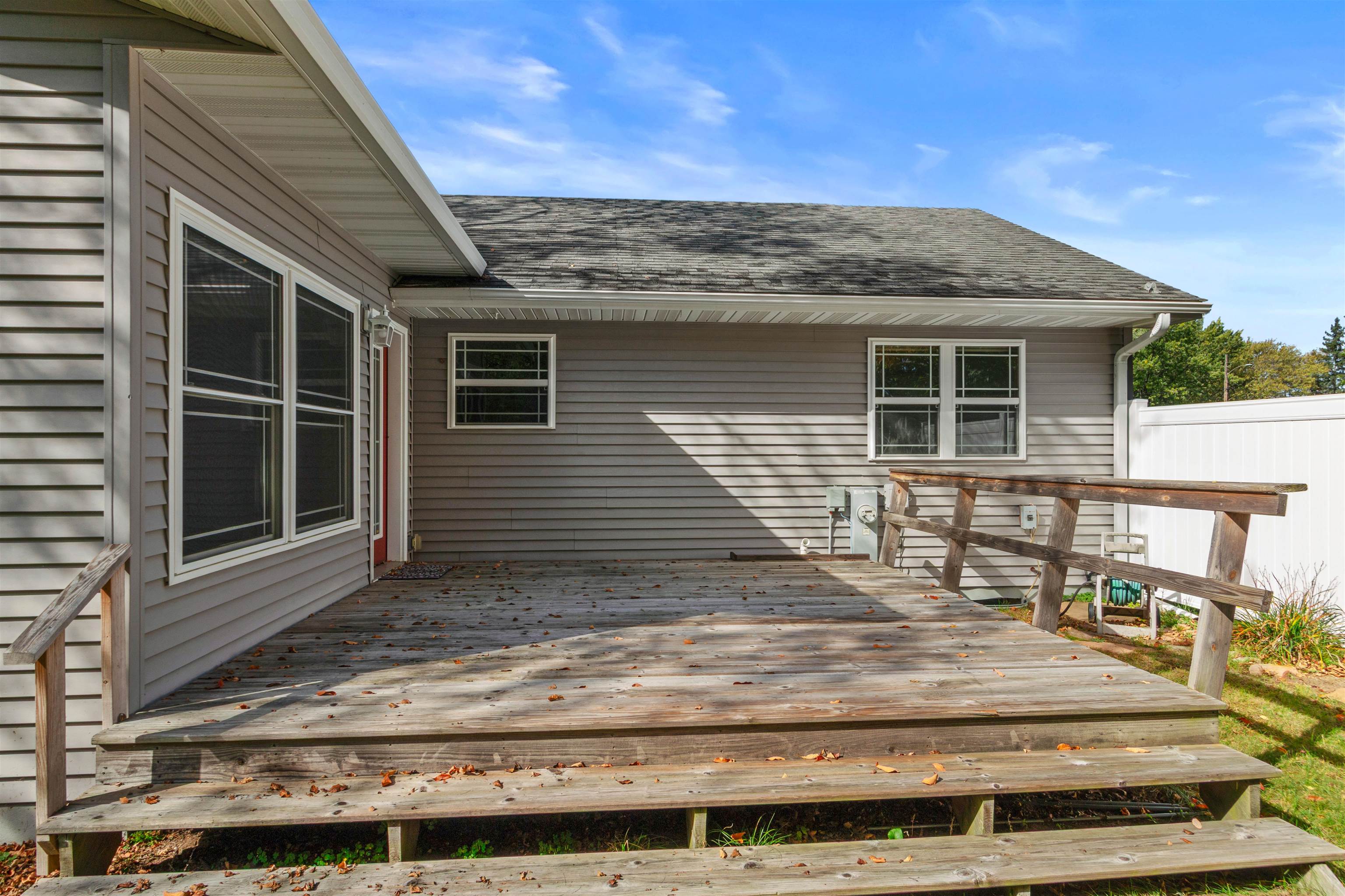 2400 Conant Street Property Photo 37