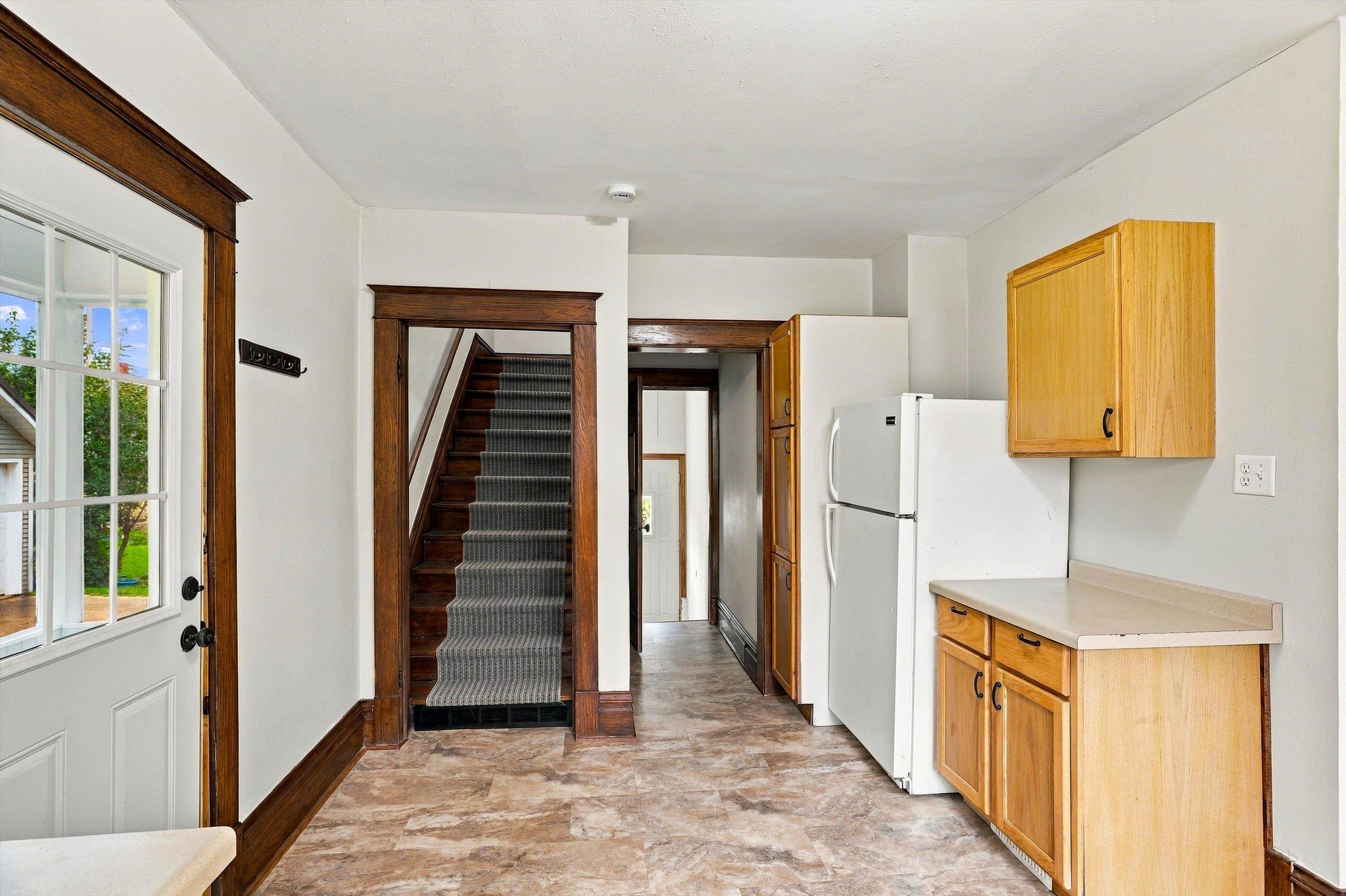 510 W Blodgett Street Property Photo 13
