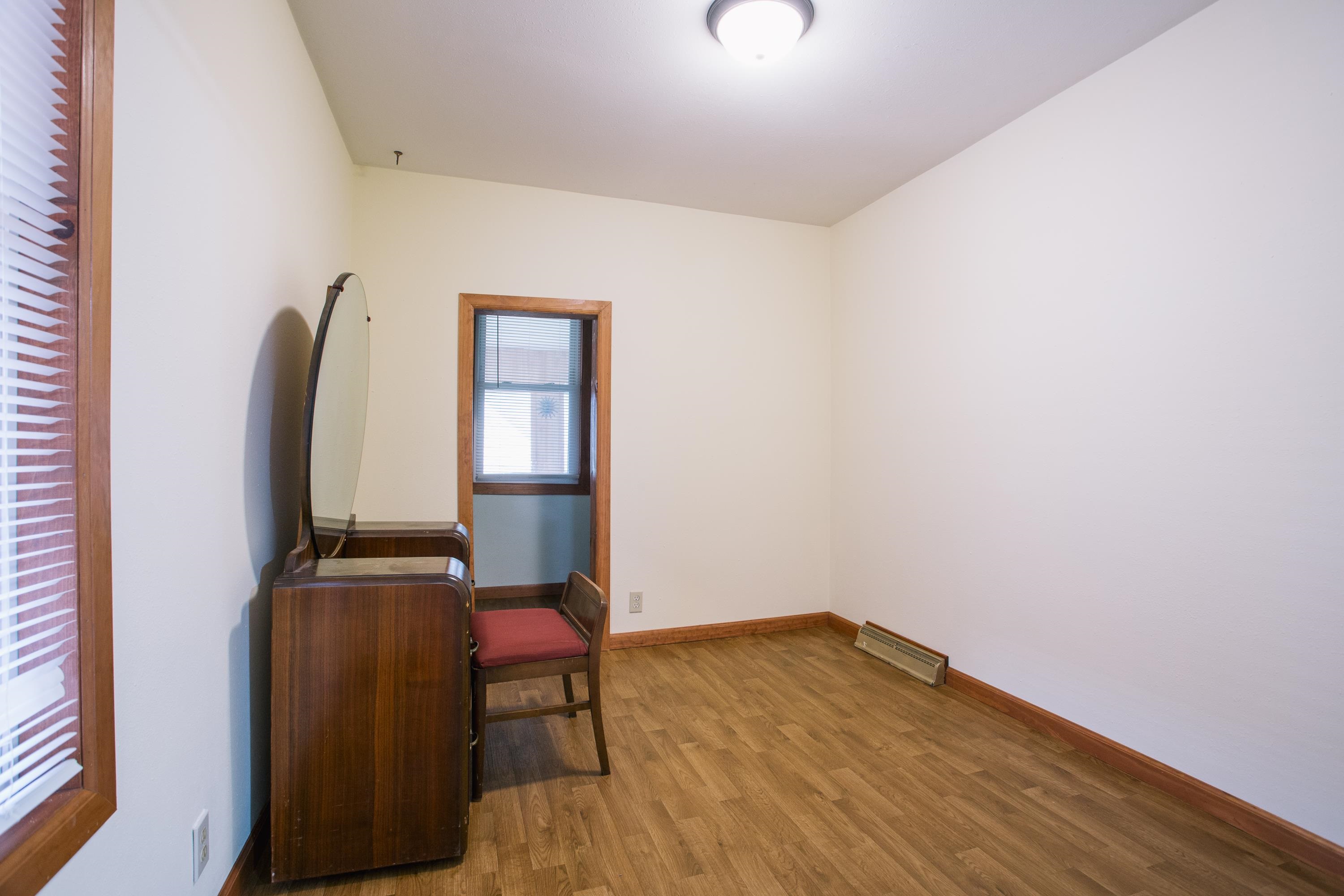 1014 Hewett Street Property Photo 11