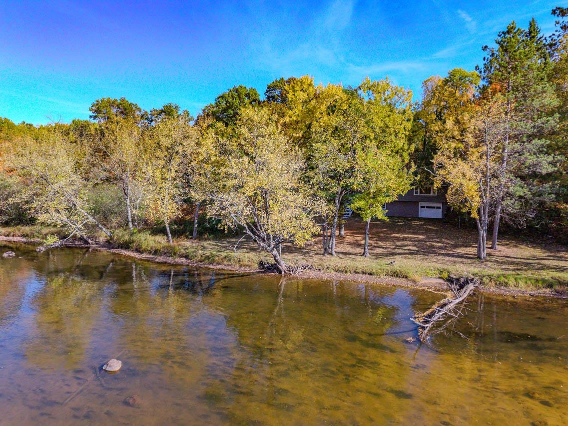 6907 E Rapids Road Property Photo 34
