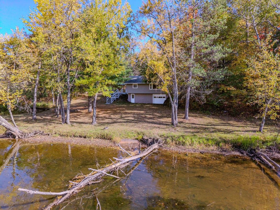 6907 E Rapids Road Property Photo 35