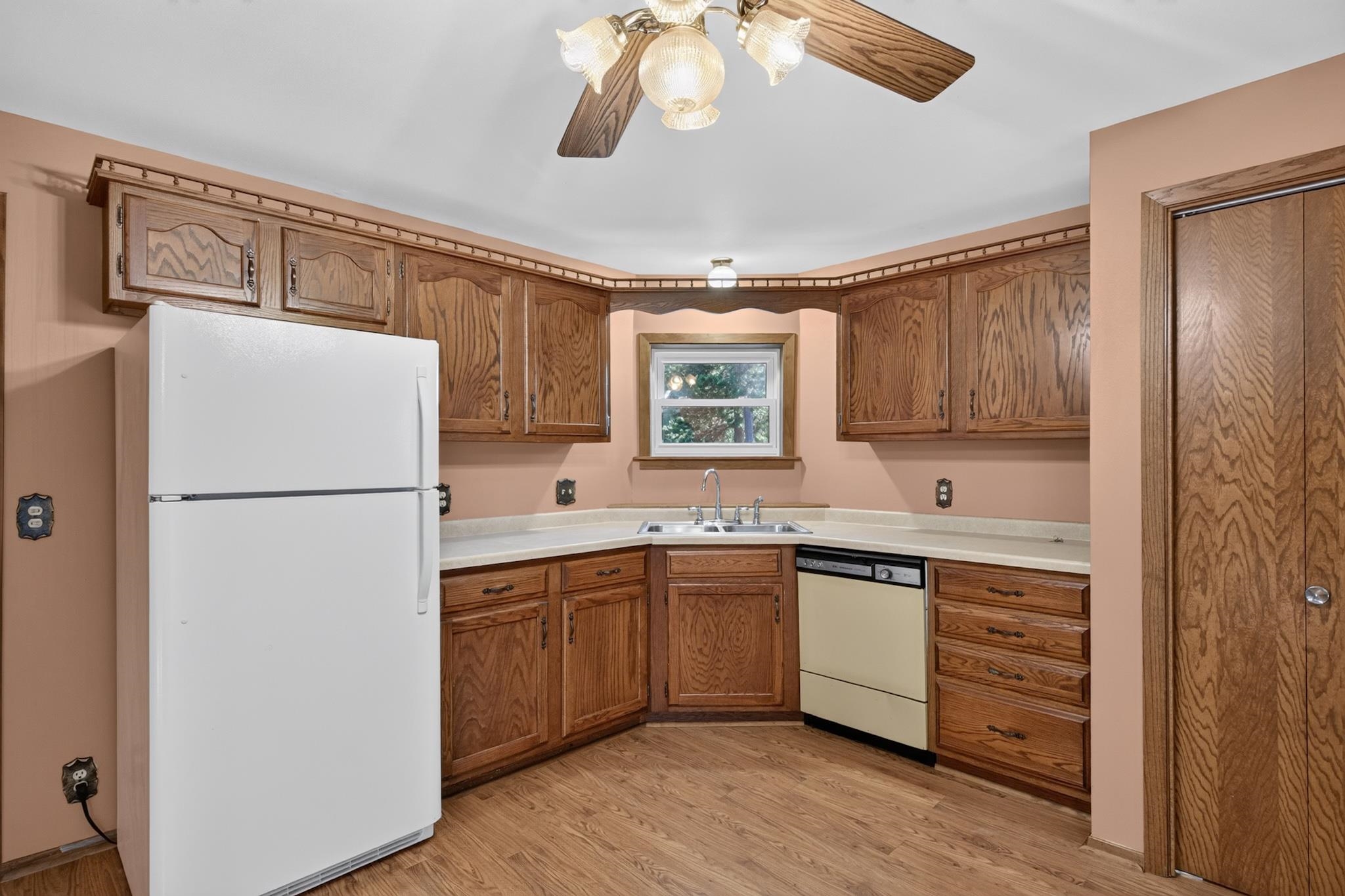 6311 Magnolia Drive Property Photo 5